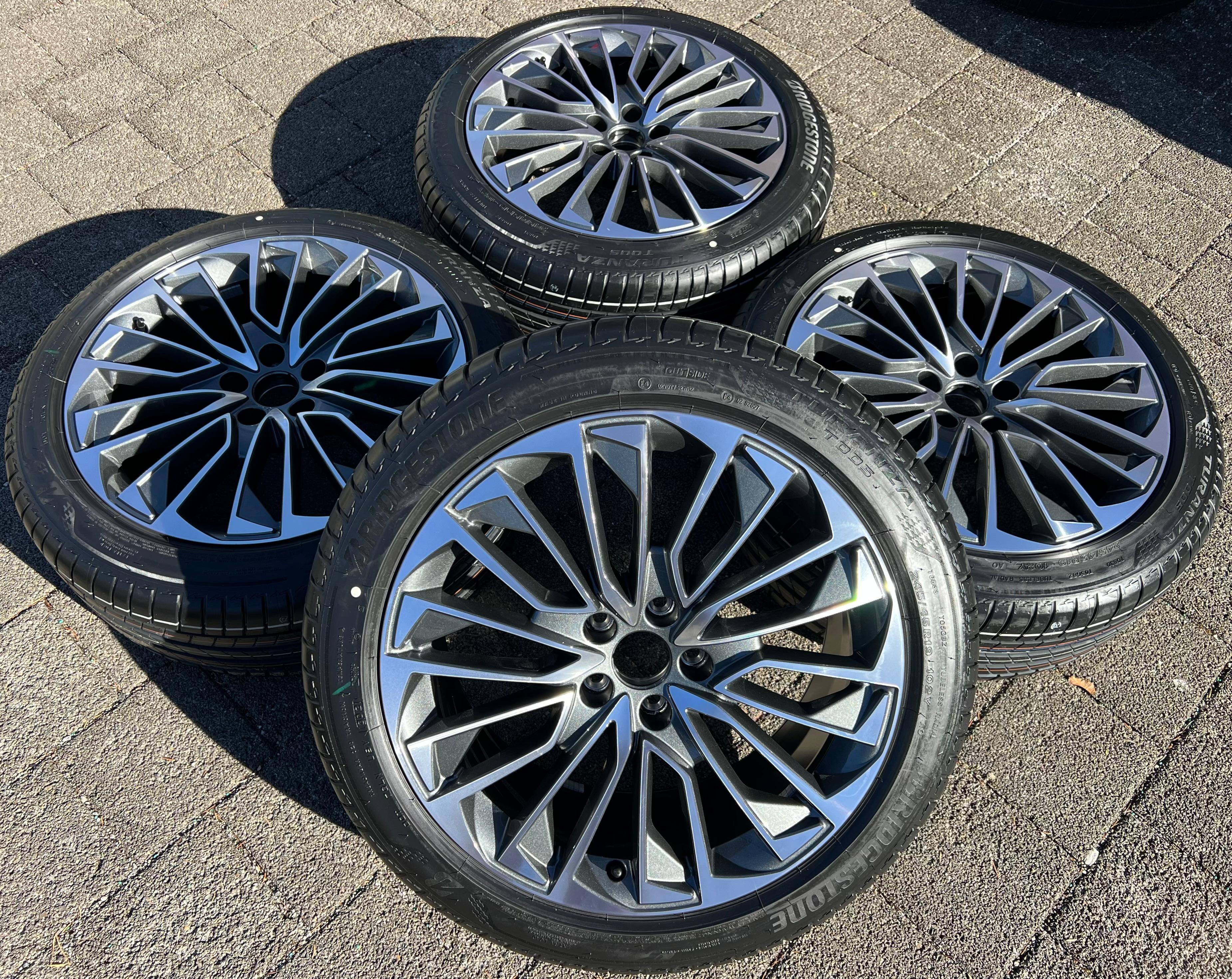 4 RUOTE DA ESTATE ORIGINALI IN ALLUMINIO DA 19" PER AUDI A7 S7 4K 4K8601025T 245/45R19 102Y BRIDGESTONE