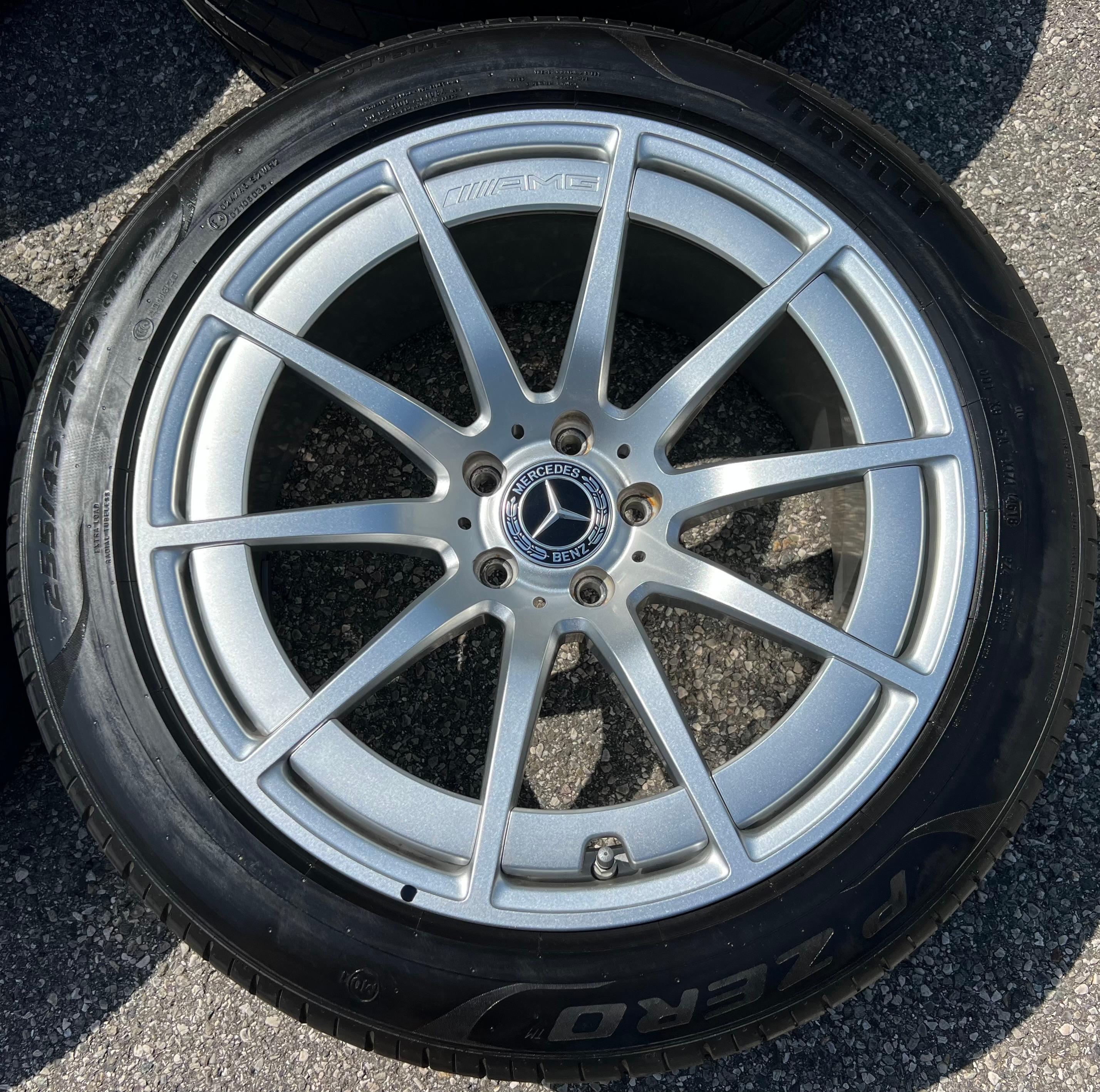 4 ROUES D'ÉTÉ ORIGINALES EN ALU 19" MERCEDES AMG GT W290 X290 A2904010100