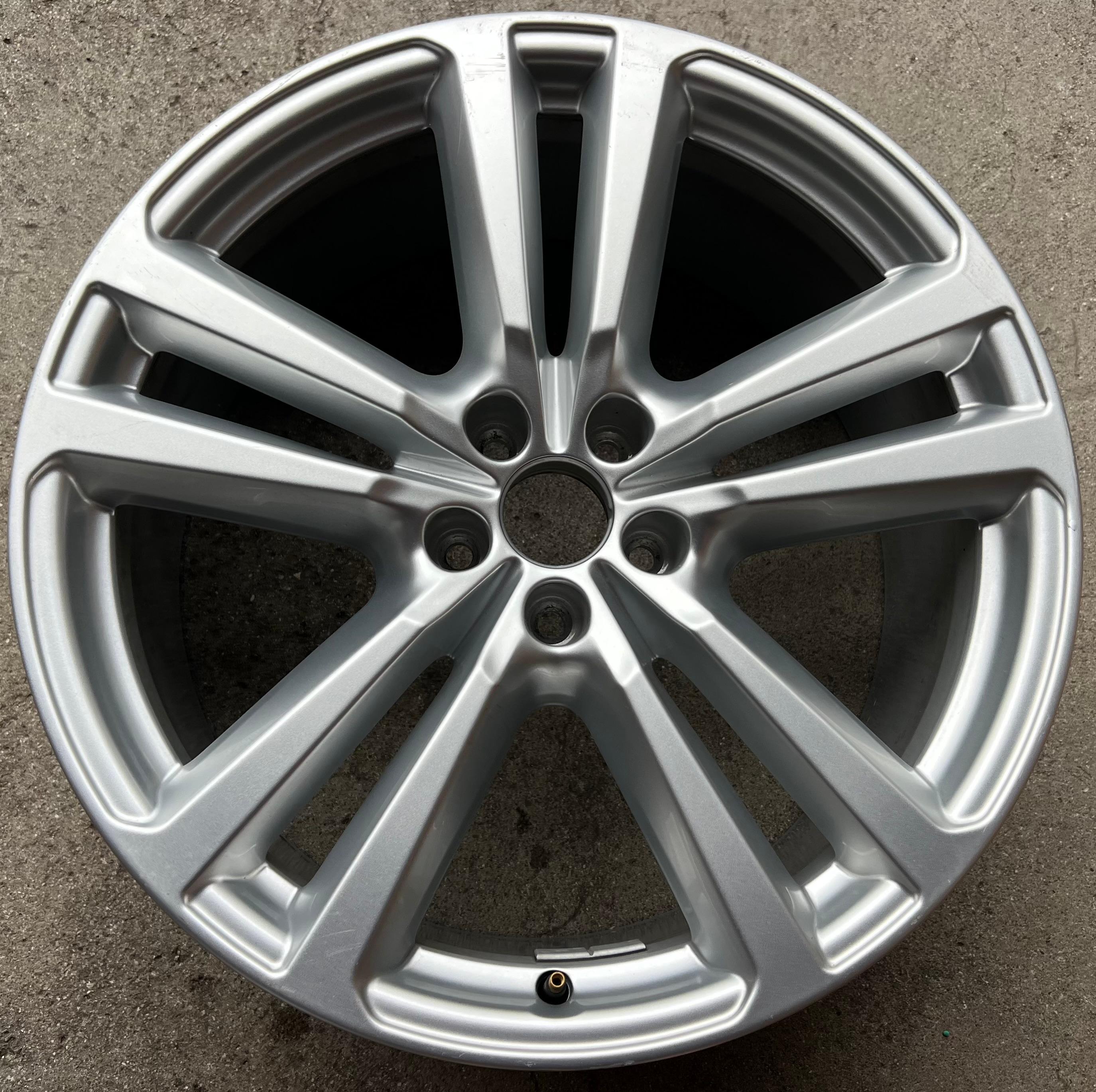 1 X ORIGINAL 20" ALUFELGE FELGE AUDI Q7 SQ7 4M 9x20 ET28 4m0601025H FREIHAUS