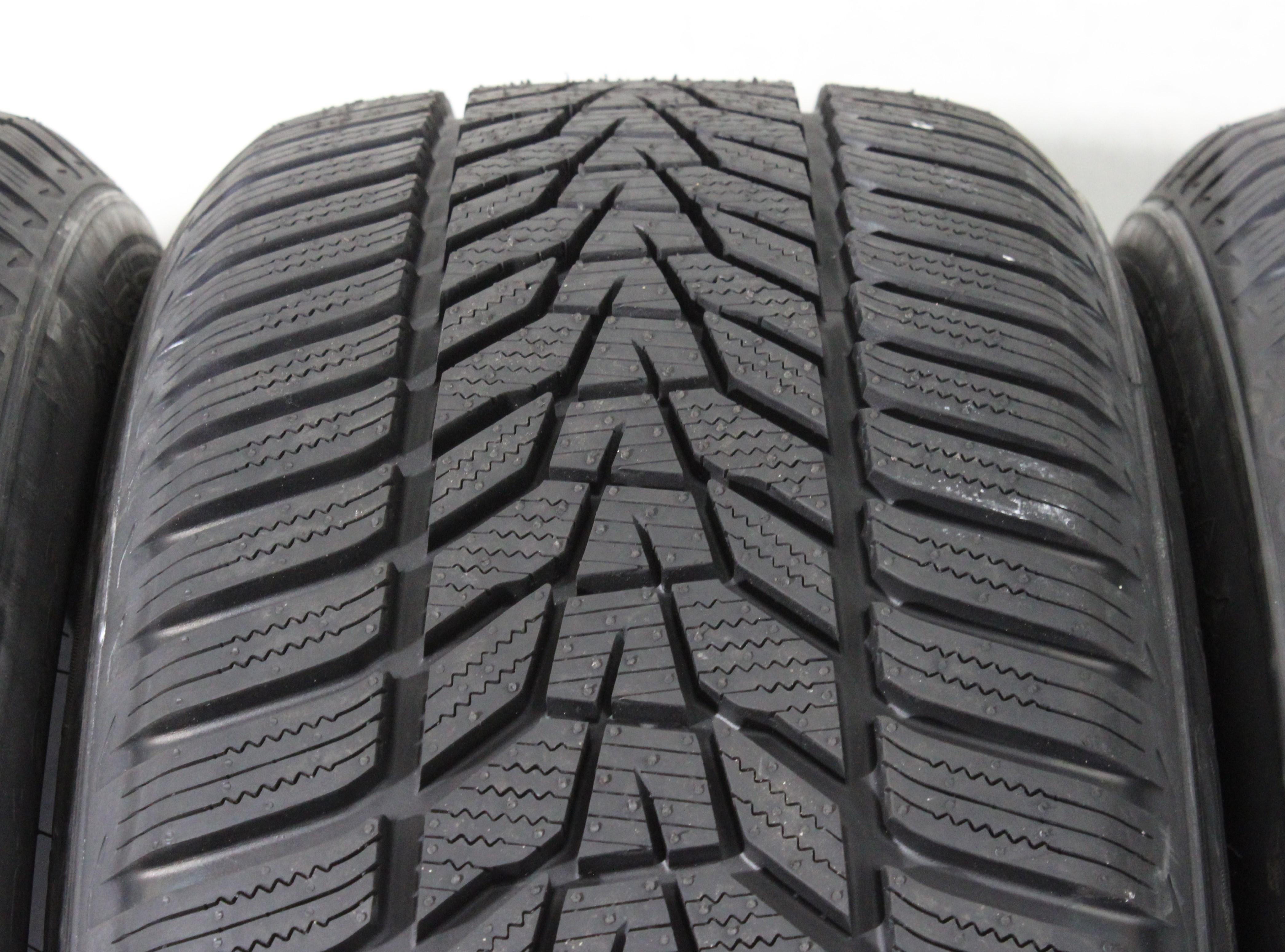 4 x 235/55R19 105V Winterreifen Hankook Winter I*Cept Evo 3 X Volles Profil 2021