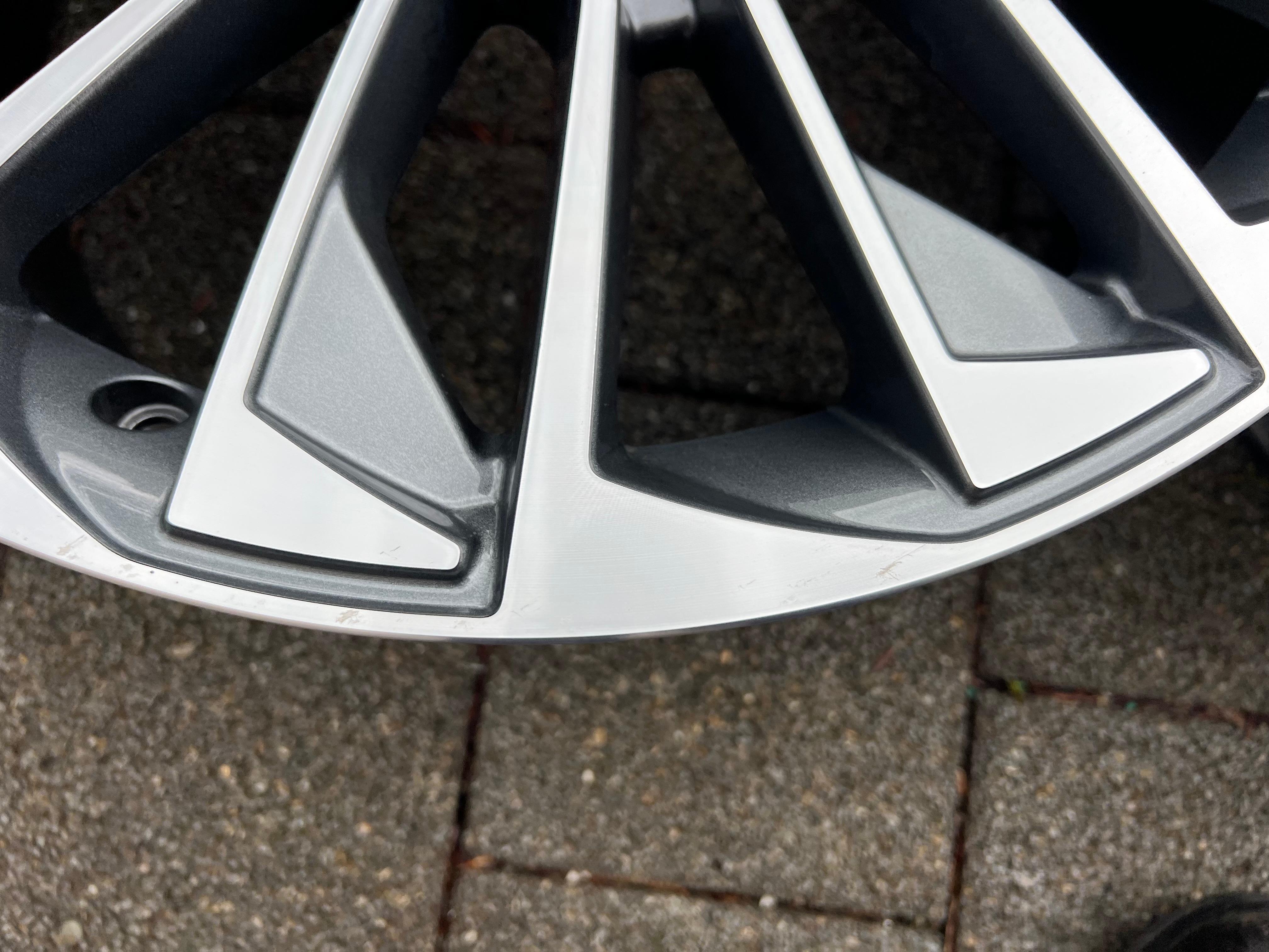 4 ORIGINAL 18" ALUMINIUM WHEELS AUDI A7 S7 4K 8,5x19 ET27 4K8601025T FREIHAUS