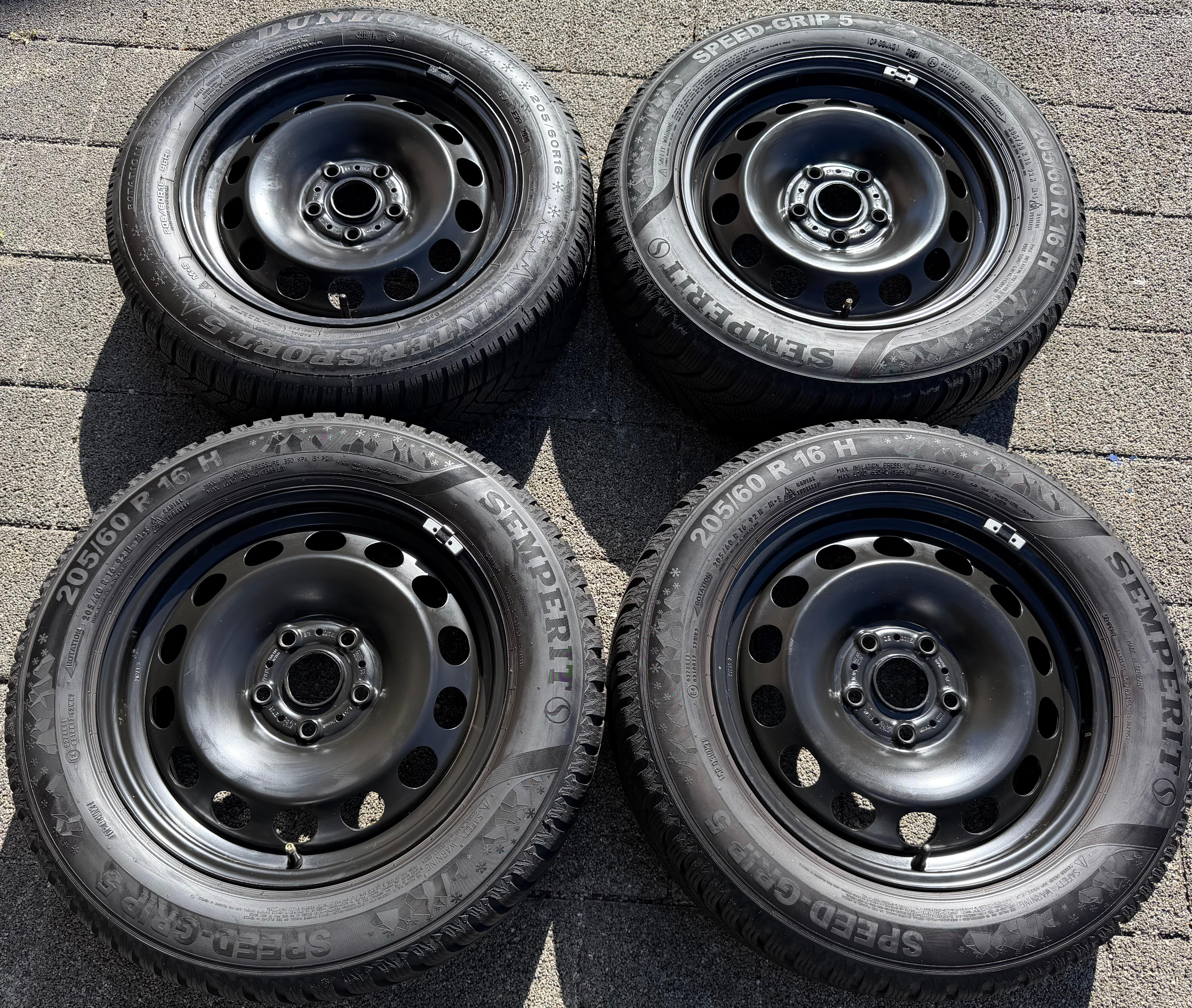 4 cerchi in acciaio VW Golf VIII 8 Skoda Octavia IV NX Seat Leon KL 6,5x16 ET43 5Q0601027BQ / 5Q0601027BR