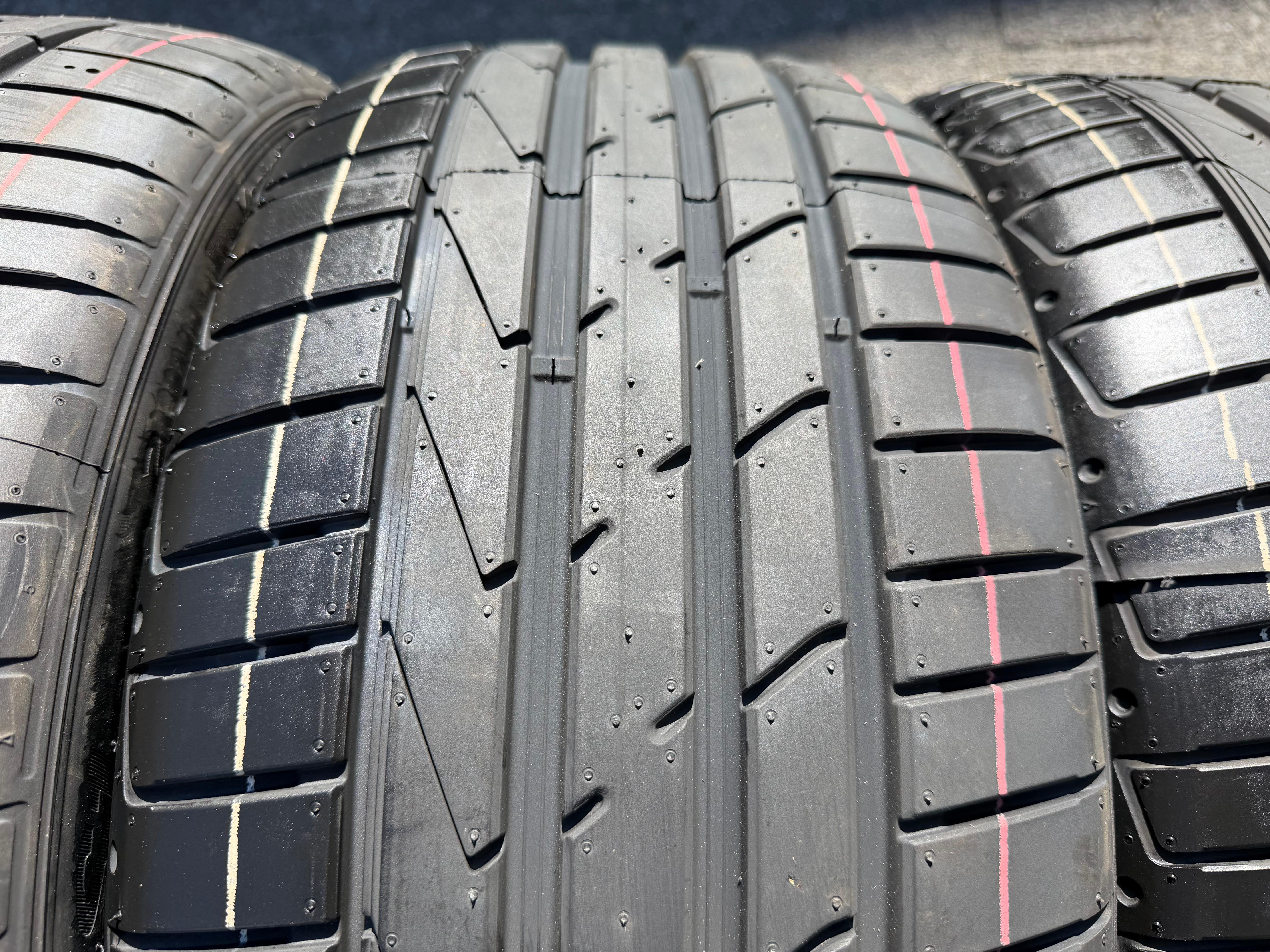 4 Original 18" Alu Sommerräder AUDI A4 S4 B9 8W 245/40R18 93Y 8W0601025DL Hankook NEU