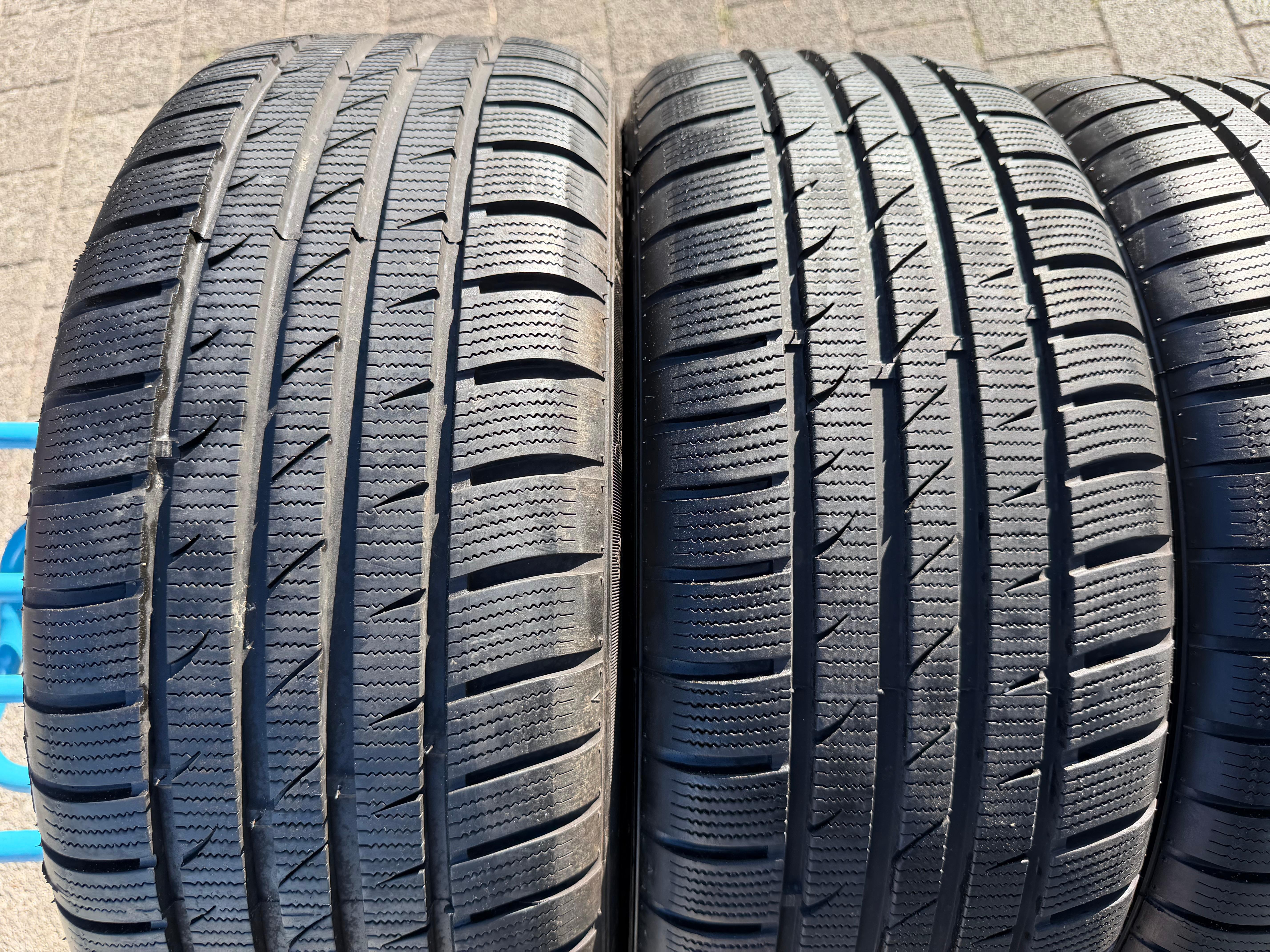 4 Original 17" Alu Winterräder Mercedes C-Klasse W205 A2054018000 225/50R17 98V