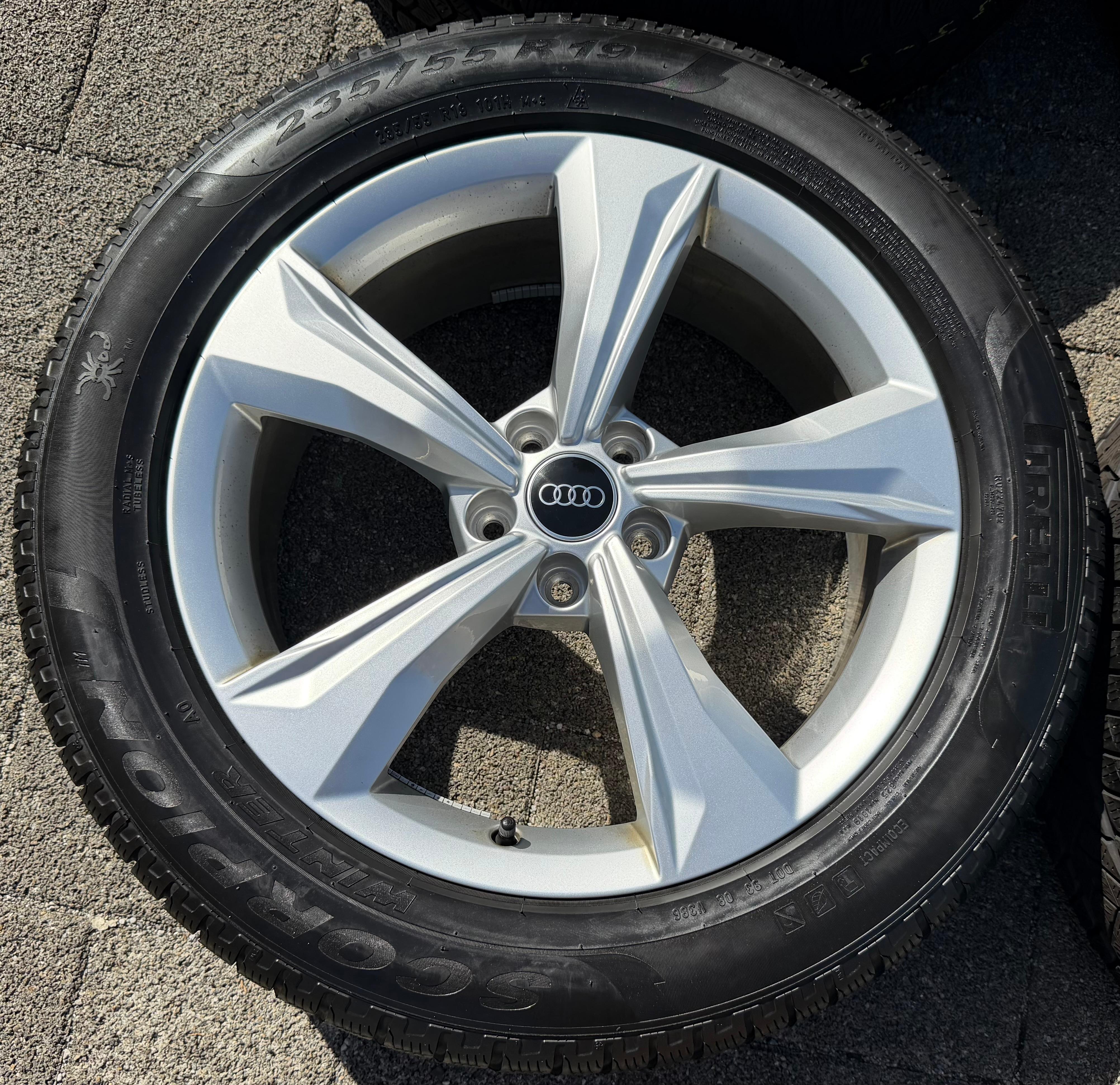 4 originele 19" lichtmetalen winterwielen Audi Q5 SQ5 FY 80A601025K 235/55R19 101H Pirelli