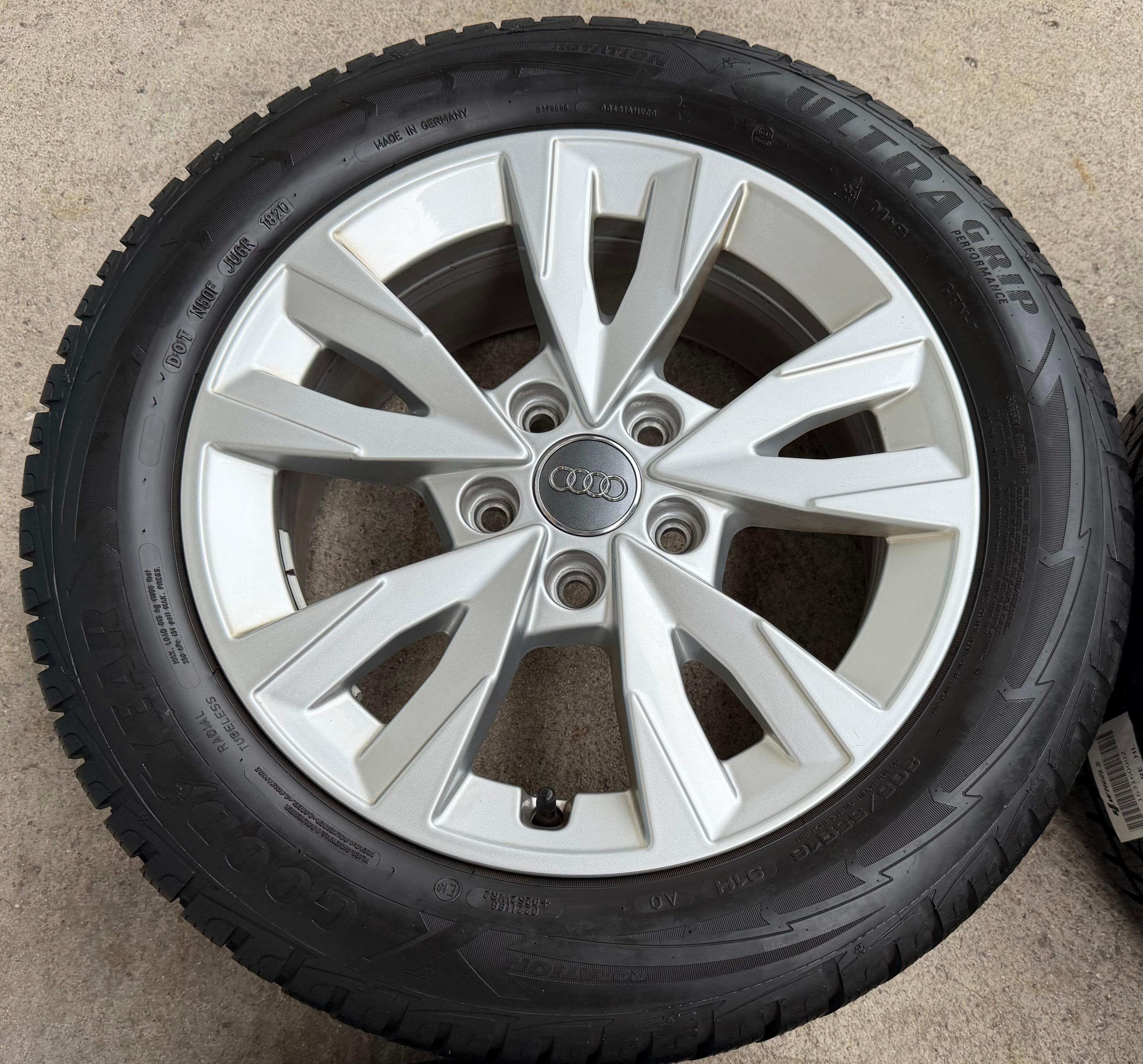 4 Original Alu Winterräder Audi A3 8Y 8Y0071496 205/55R16 91H Goodyear