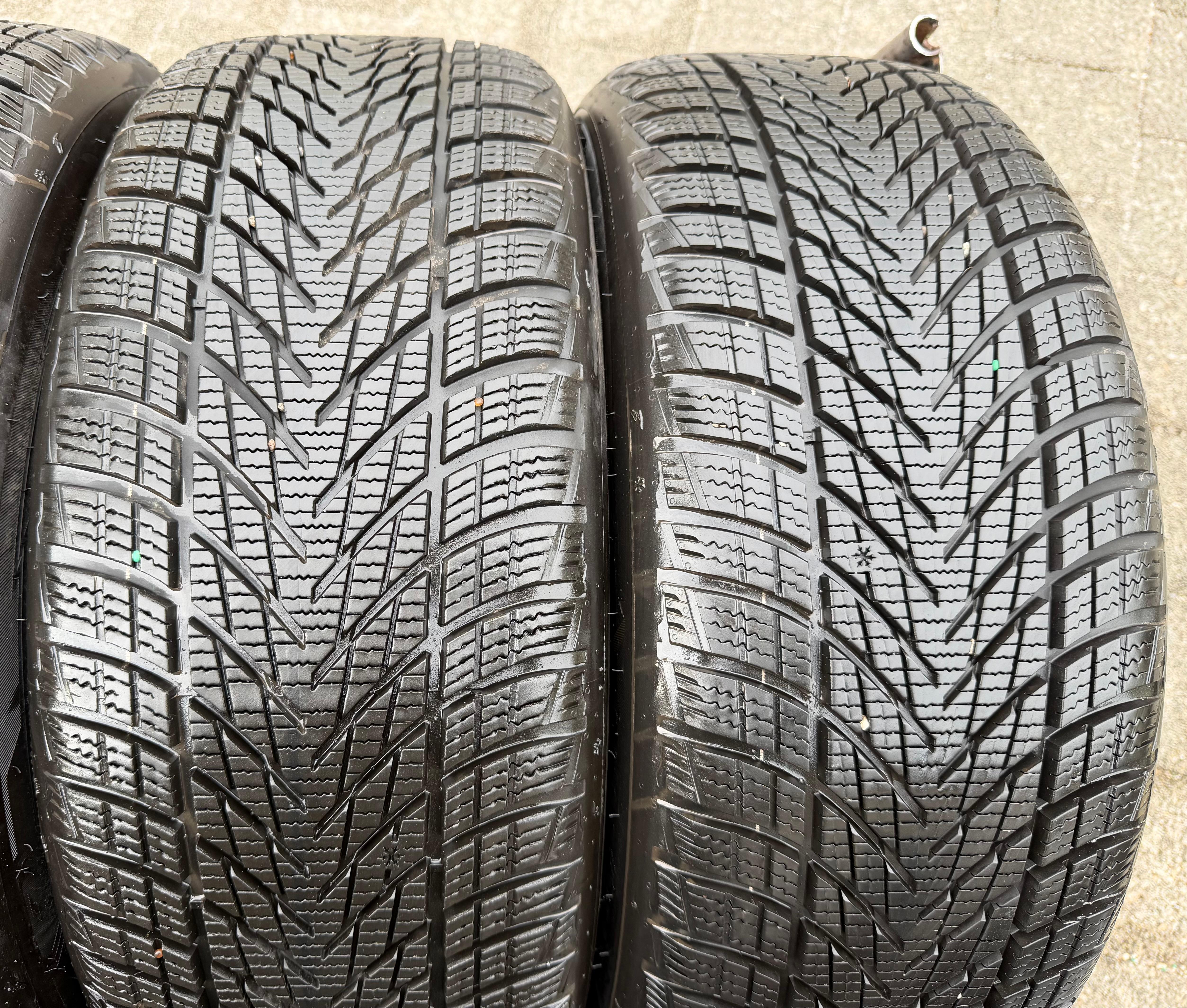 4 RUEDAS DE ALEACIÓN ORIGINALES DE INVIERNO DE 18" AUDI A5 S5 FU2 B10 8B3601025C 235/45R18 98H 2024