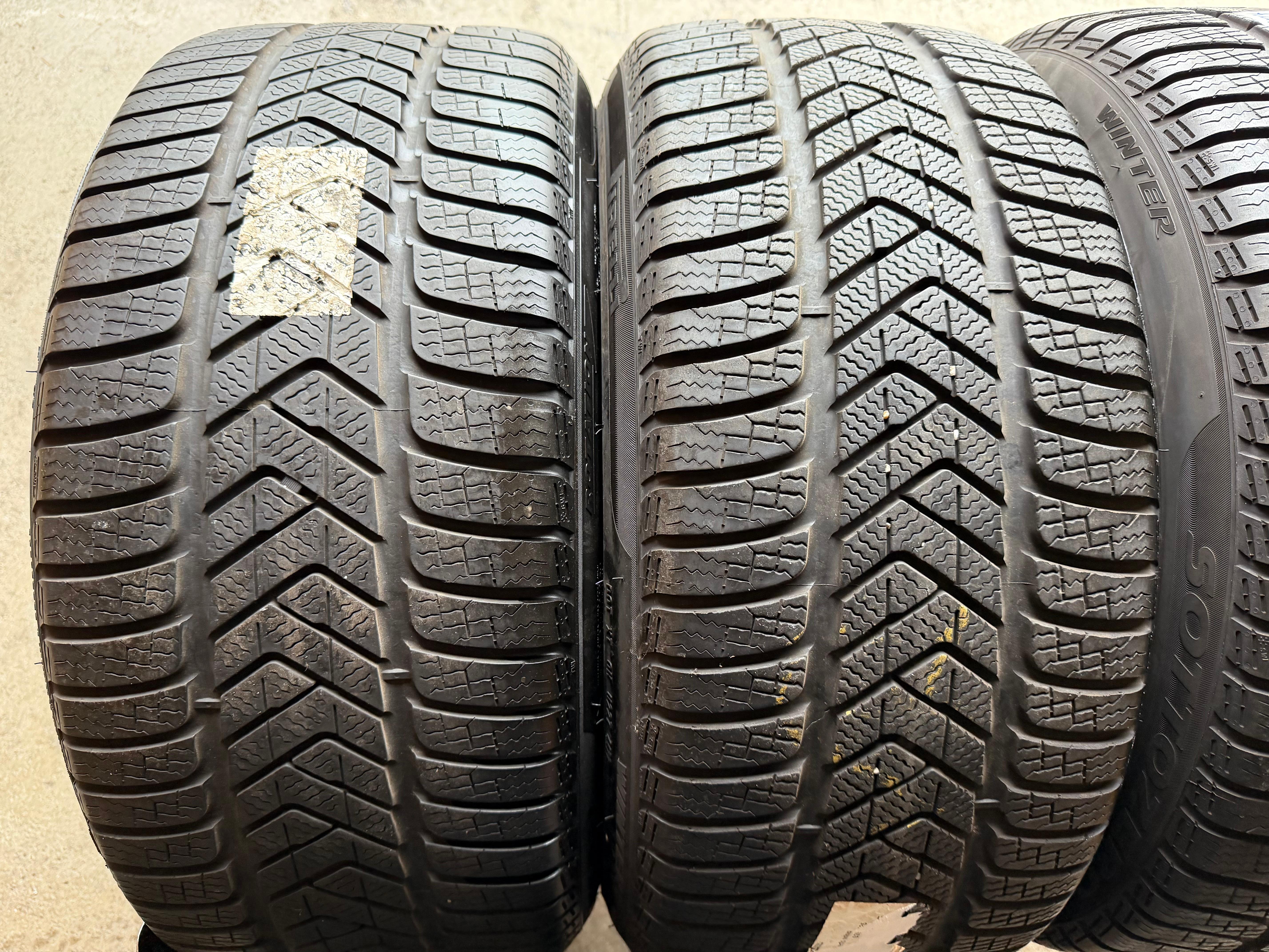 4 x 275/35R21 103V Winterreifen Pirelli Sottozero 3 2x 6,5-7mm und 2x 5-5,5mm 2022