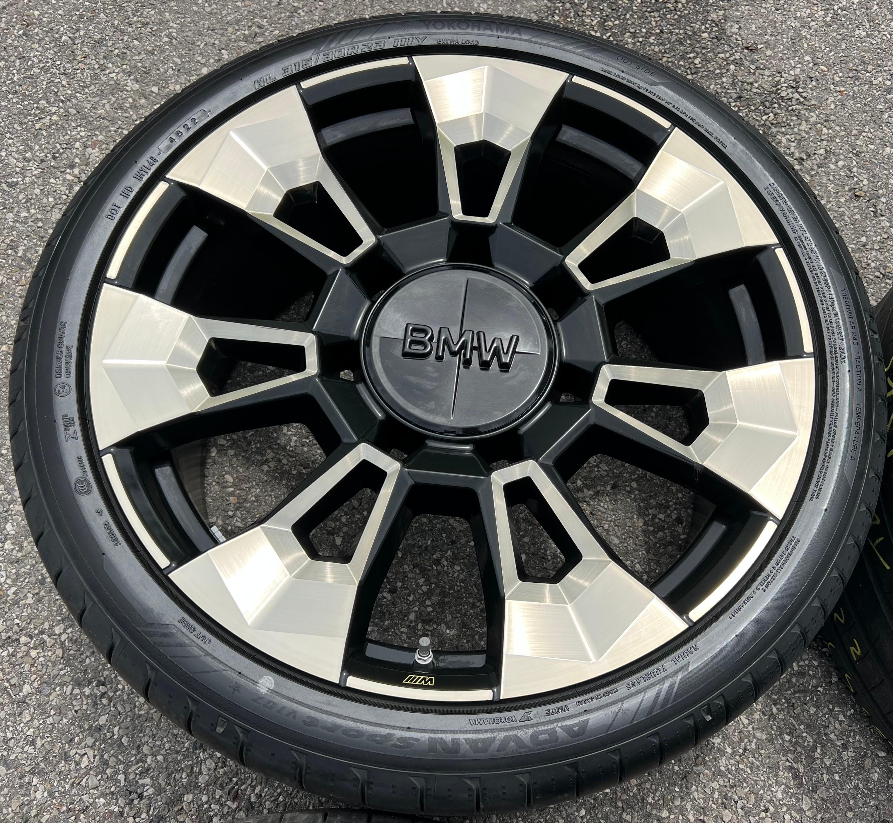 4 ORIGINELE 23" ALUMINIUM ZOMERWIELEN BMW XM G09 STYLING 923M NACHT GOUD 23 INCH 2022