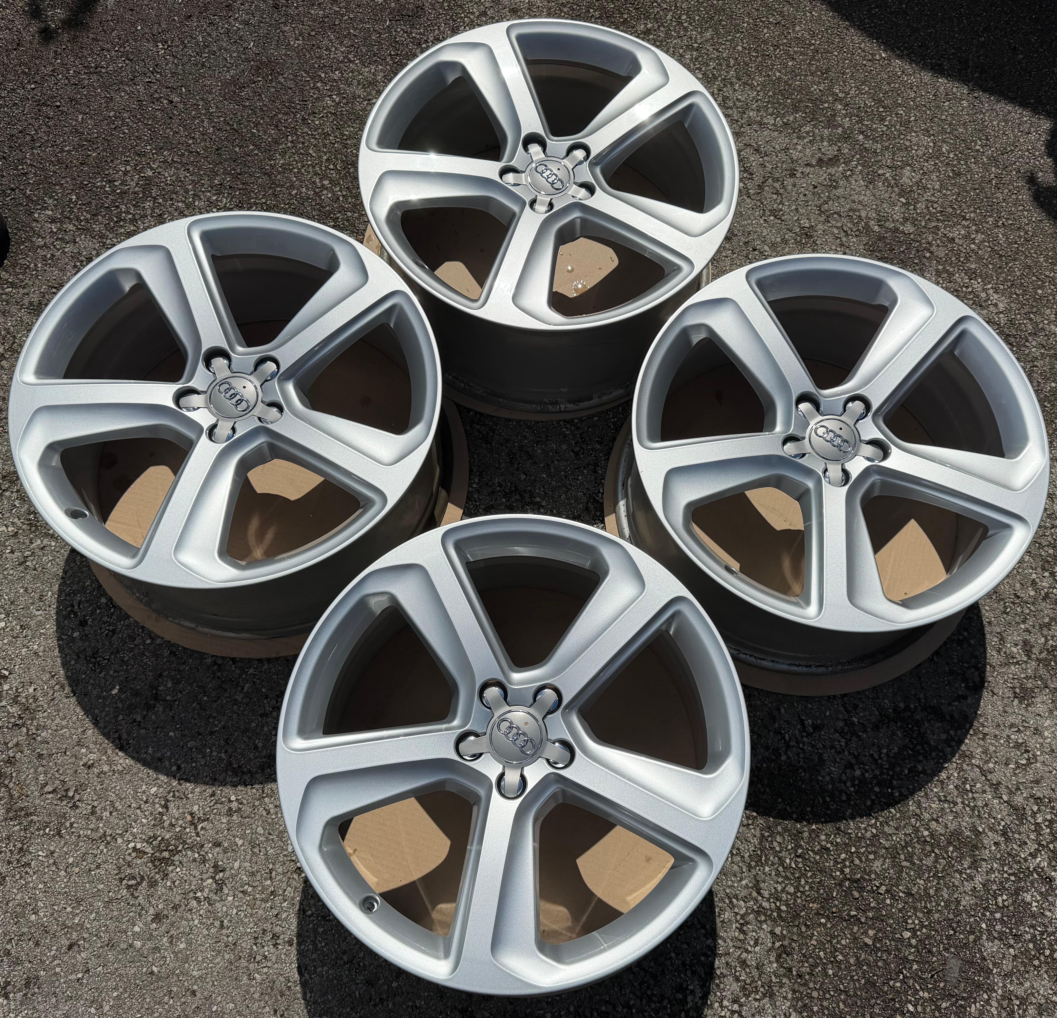4 ORIGINAL 20" ALUFELGEN AUDI Q5 SQ5 8R 8R0601025CJ 8,5x20 ET33 FELGEN NEU