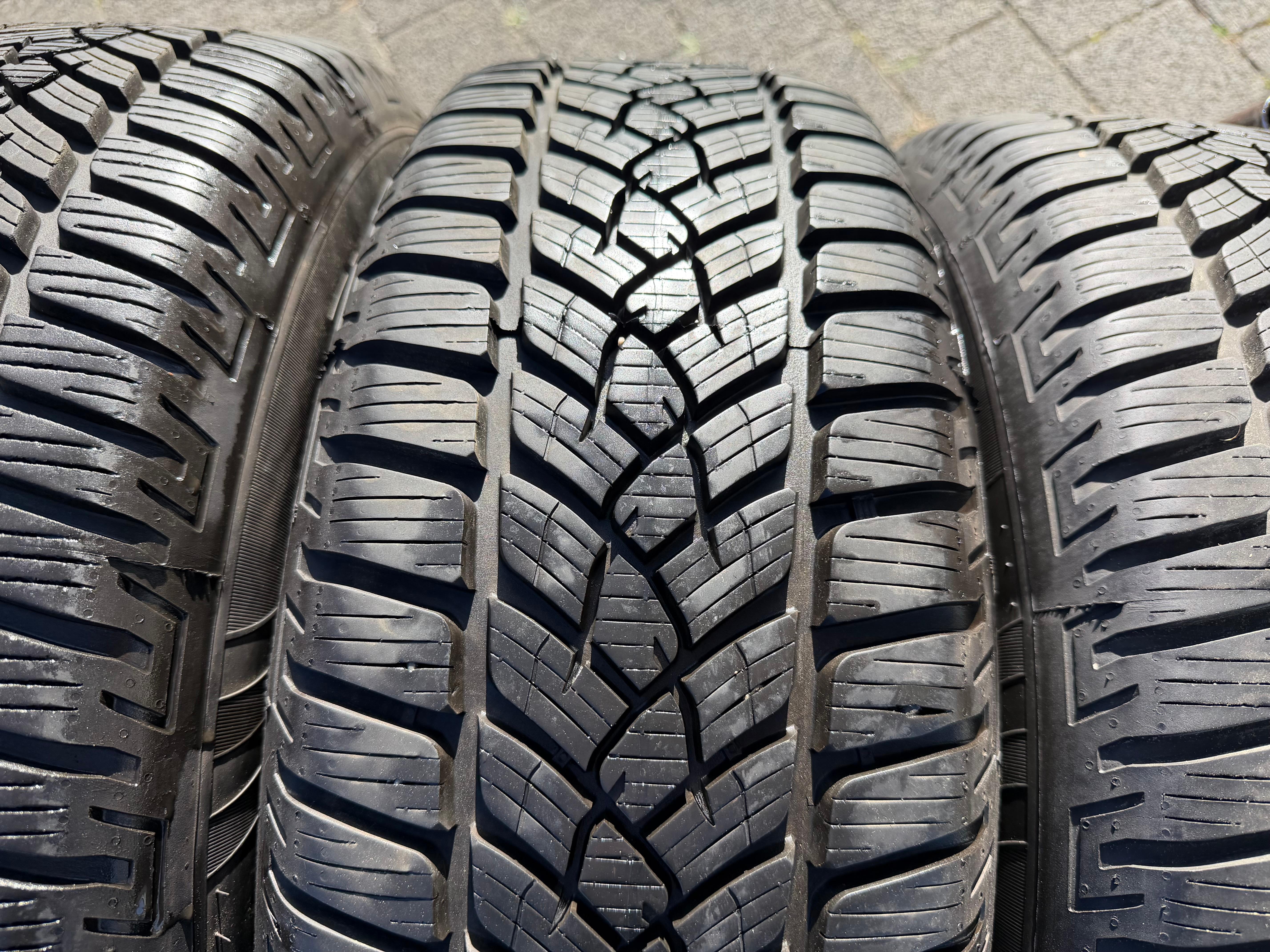 4 Winterräder Mitsubishi ASX VSE Nissan Juke F16 Renault Captur II RFJ 215/65R16 98H RDKS