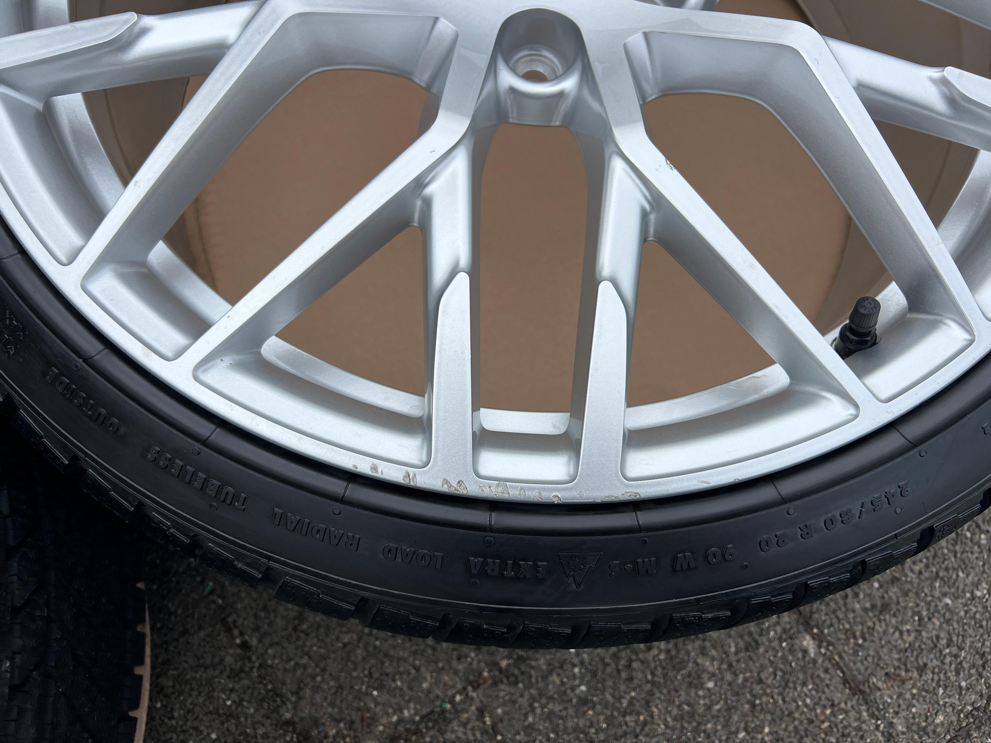 4 ORIGINAL 20" ALU WINTERRÄDER AUDI R8 V8 V10 4S 4S0601025G 4S0601025H NEUWERTIG