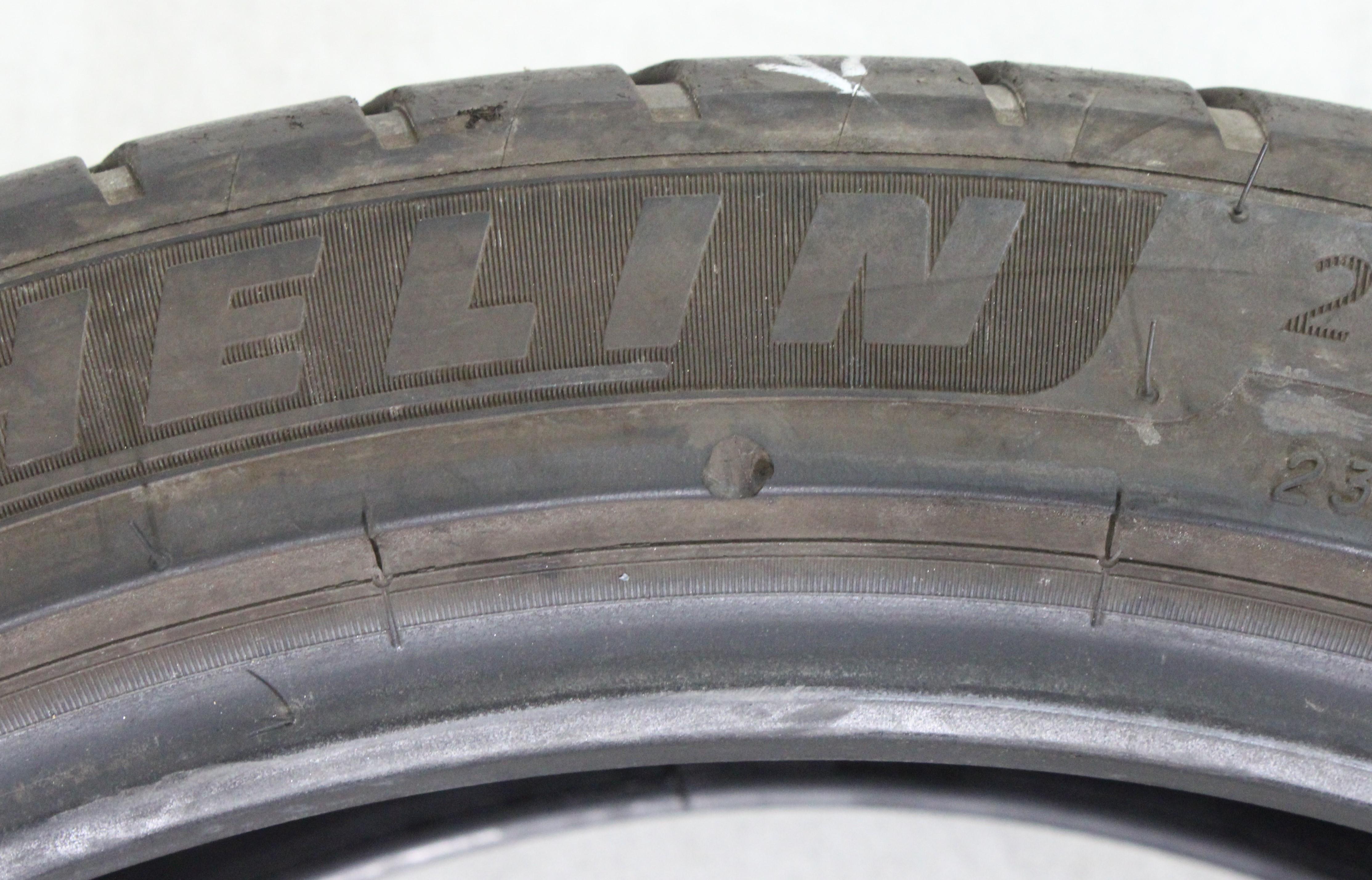 2 x 235/40R19 96Y pneumatici estivi Michelin Pilot Sport 4S 5-5,5mm 2018