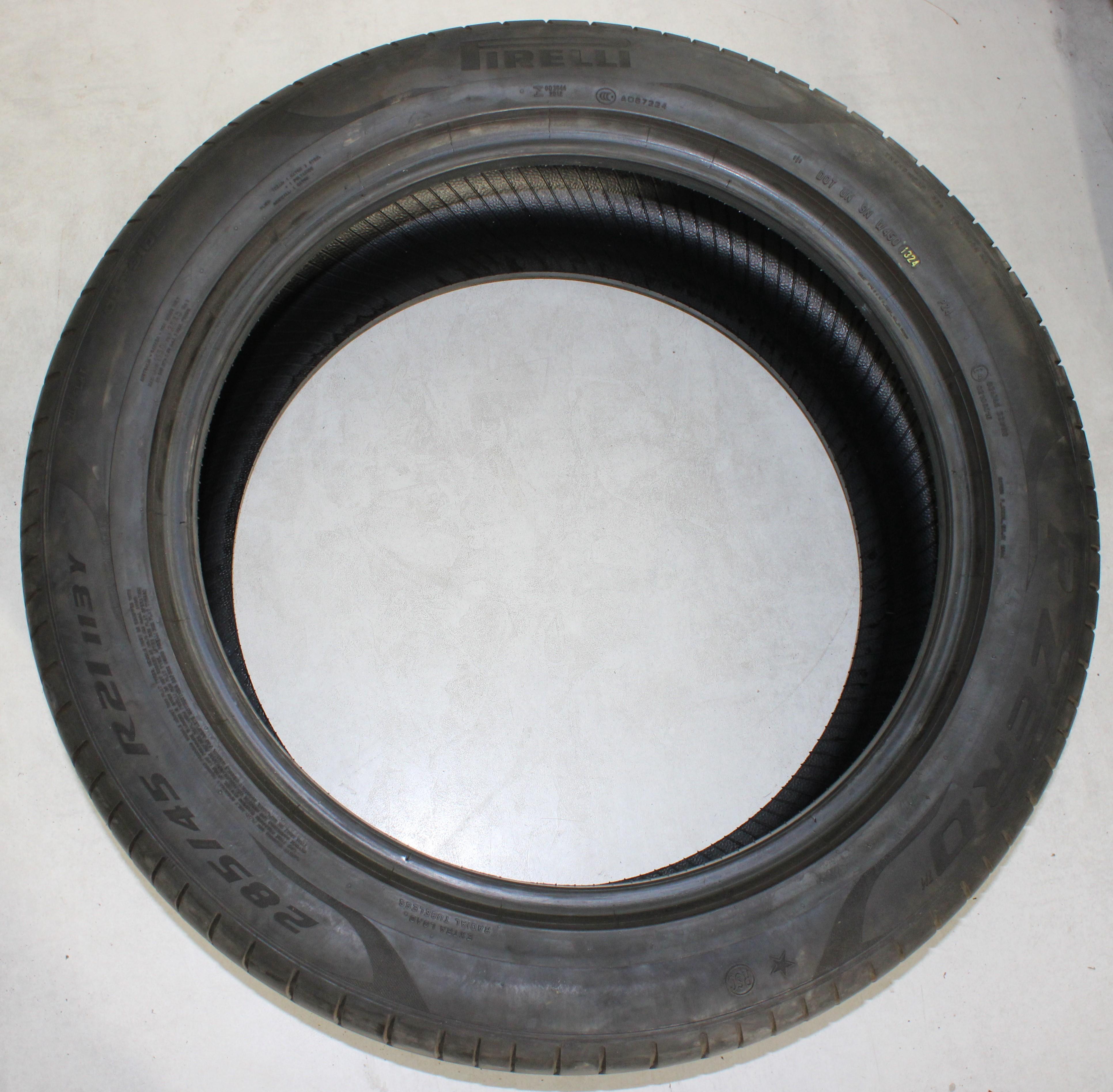 1 neumático de verano Pirelli P Zero PZ4 285/45R21 113Y * Runflat, 5 mm, 2024