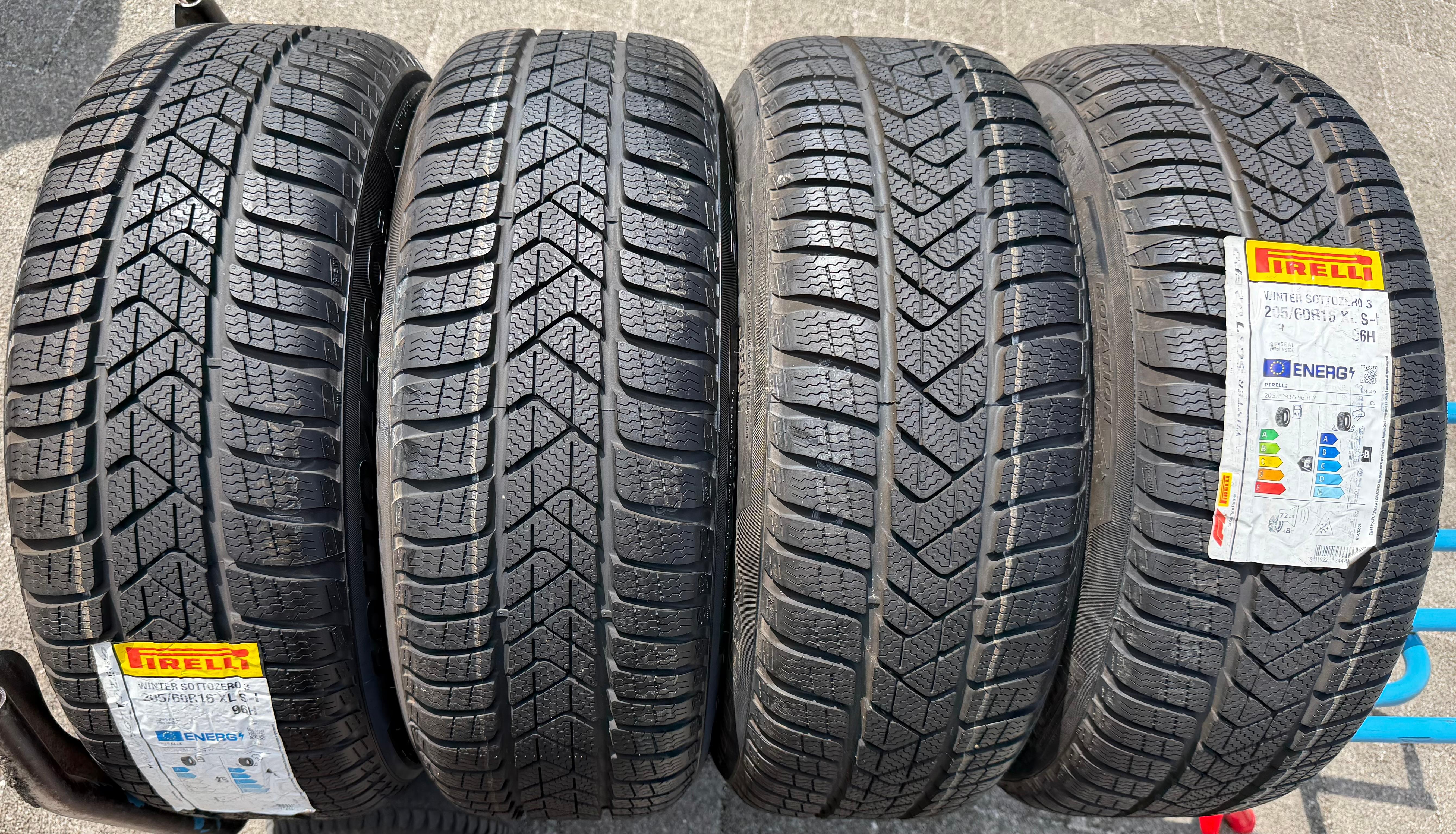 4 Alu Winterräder Audi A4 8K B8 B81 205/60R16 96H Pirelli NEU