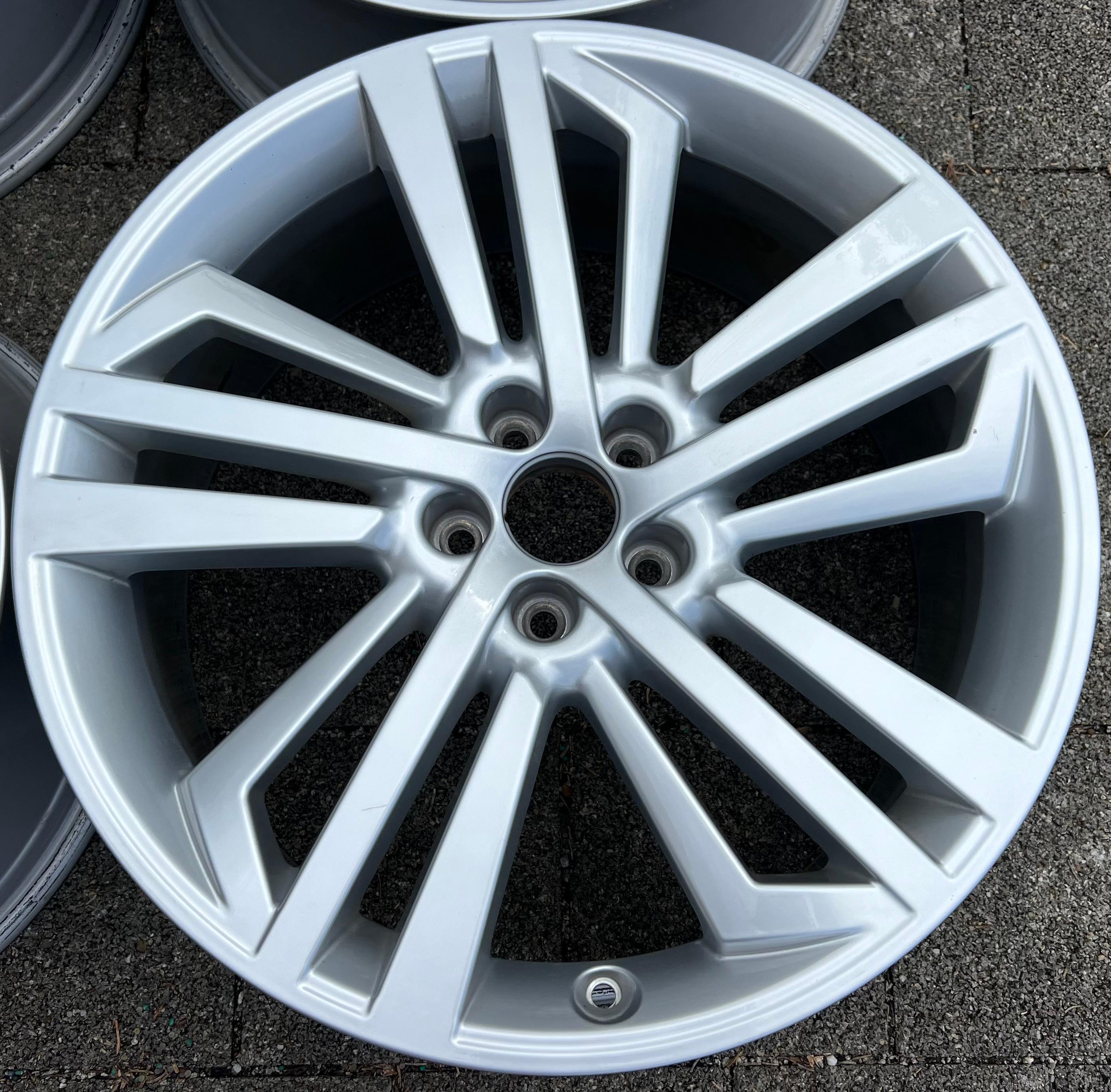 4 ORIGINAL 20" ALUFELGEN FELGEN 80A601025L AUDI Q5 SQ5 FY 8x20 ET39 FREIHAUS