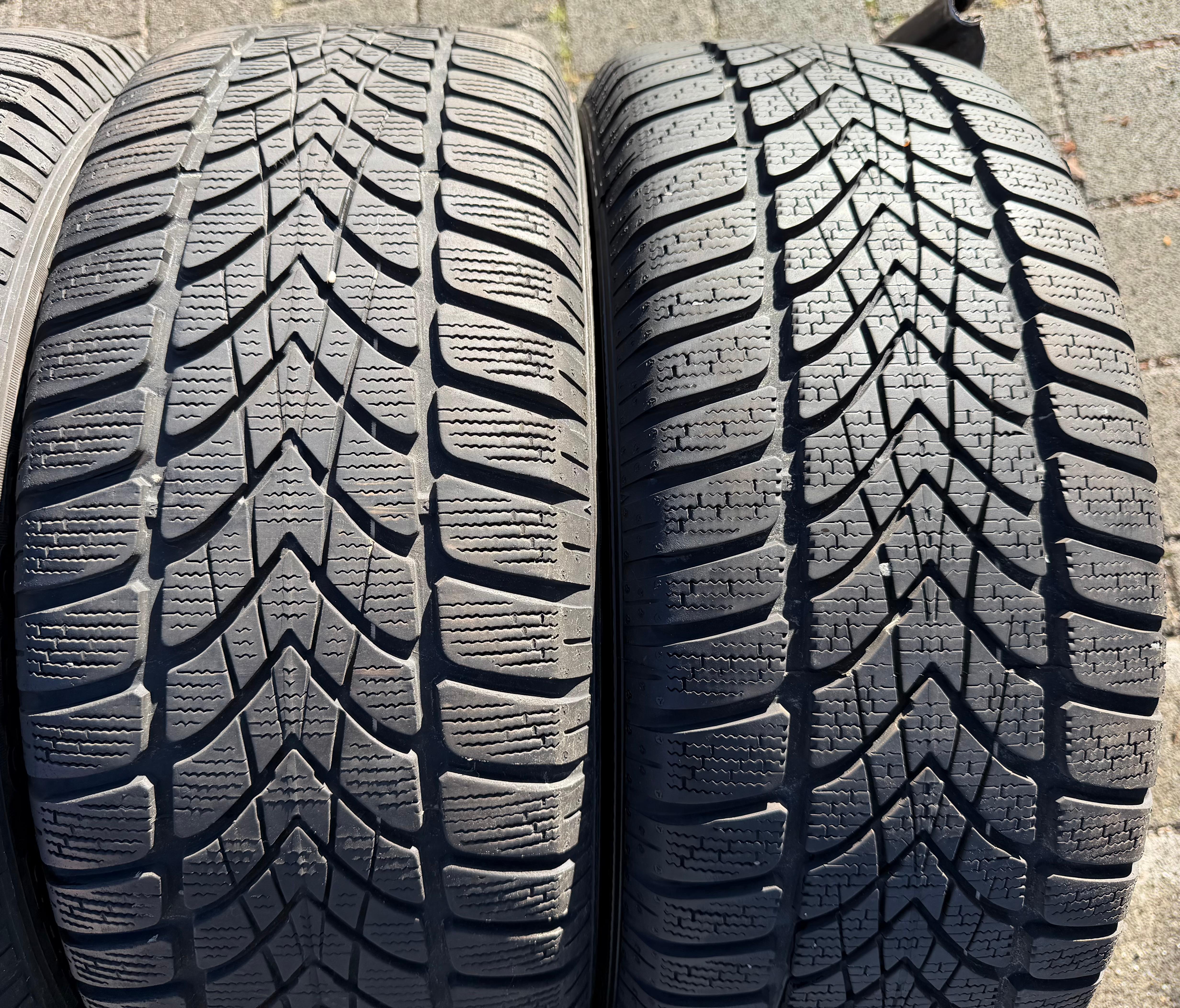 4 Original 17" Alu Winterräder Audi A4 B9 8W 8W0601025P 225/50R17 98H Dunlop 2024