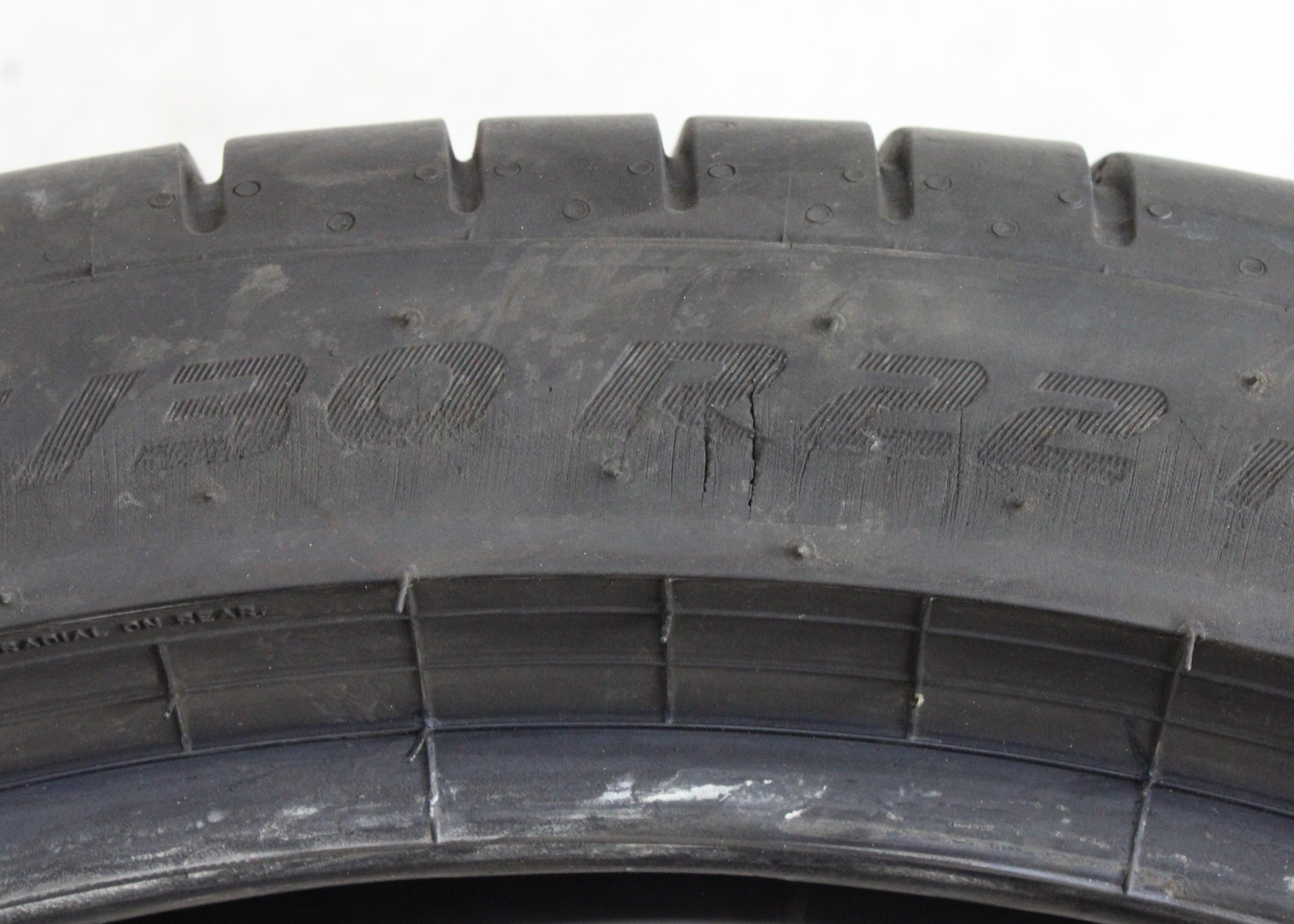 2 x 315/30R22 107Y Sommerreifen Pirelli Pzero PZ4 1* 4,5-5mm 2024