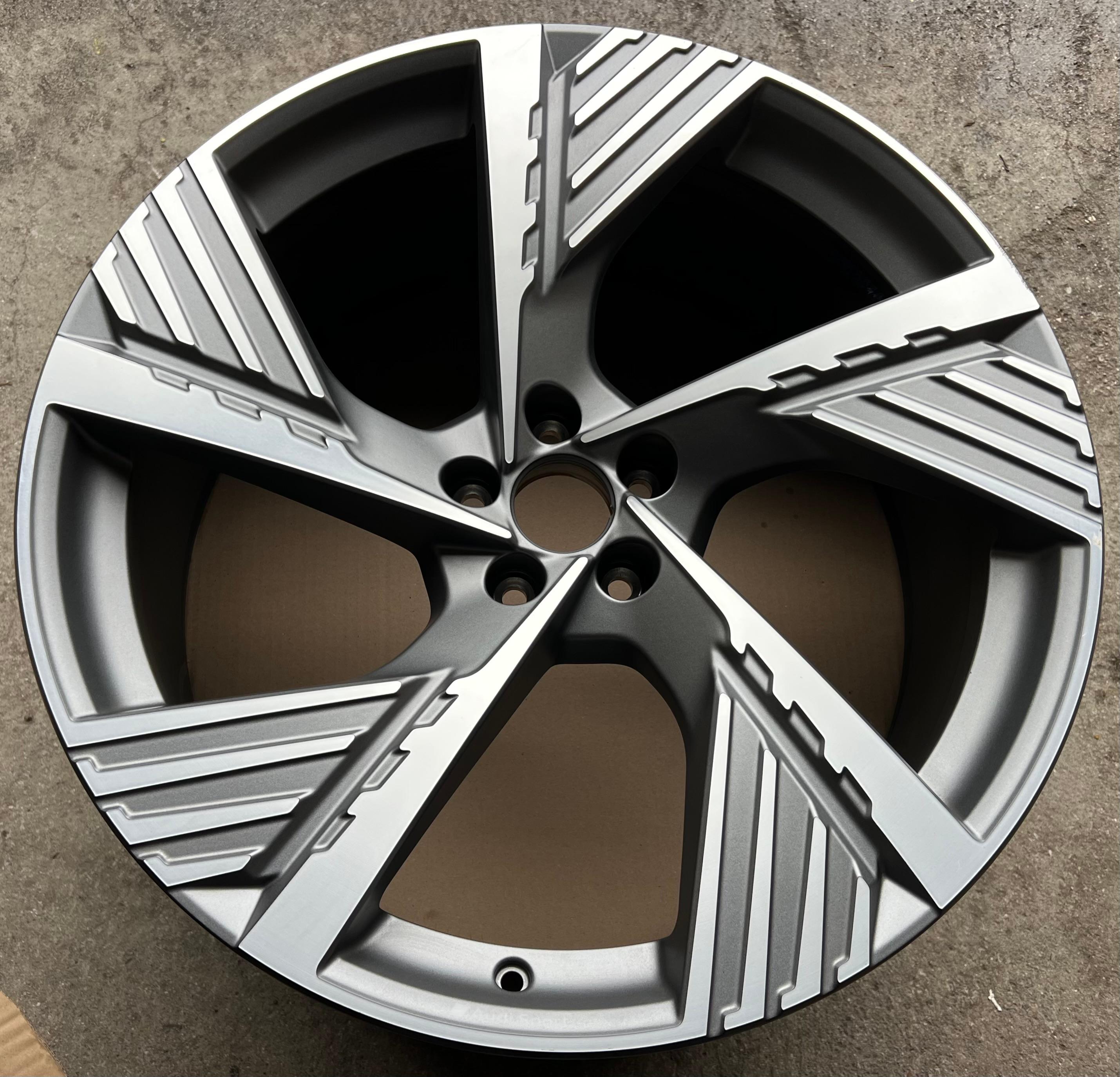1 X ORIGINAL 22" ALUFELGE FELGE AUDI E-TRON Q8 4KE 9,5x22 ET36 4KE601025B