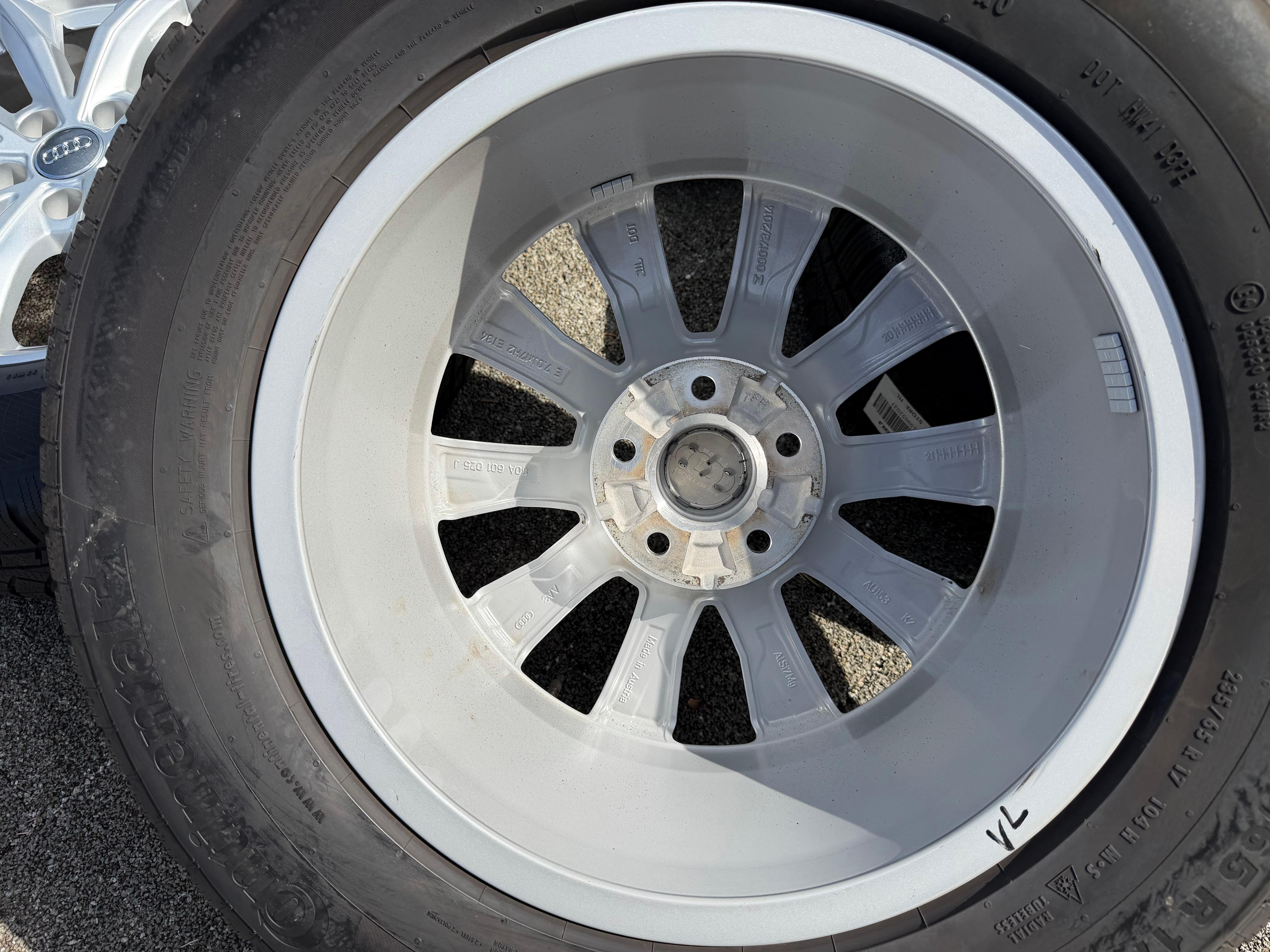 4 Original 17" Alu Winterräder Audi Q5 FY 80A601025J 7x17 ET34 235/65R17 104H 2021