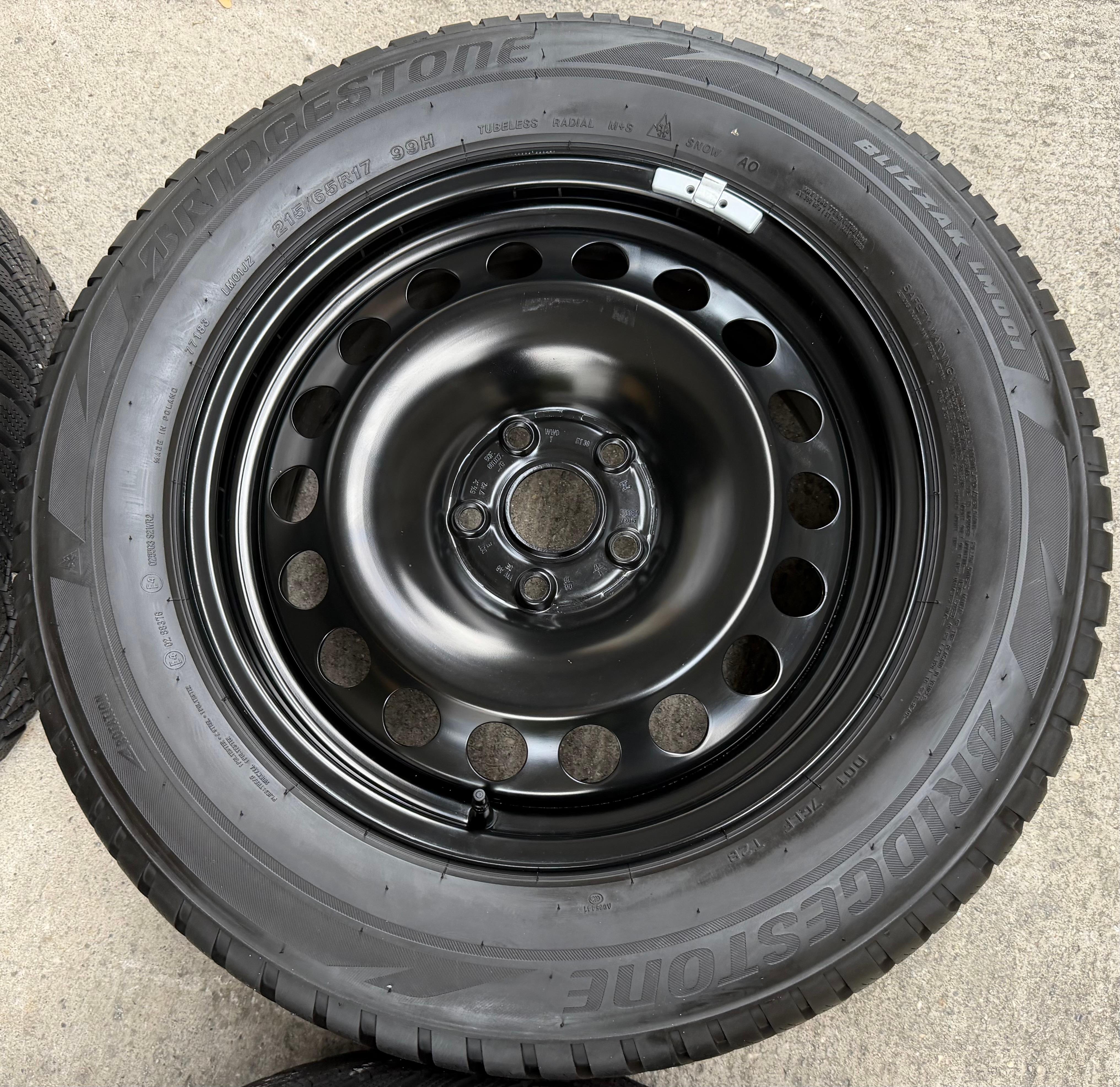 4 Winterräder Audi Q3 F3 Seat Tarraco Skoda Kodiaq VW Tiguan II 5NA 215/65R17 99H