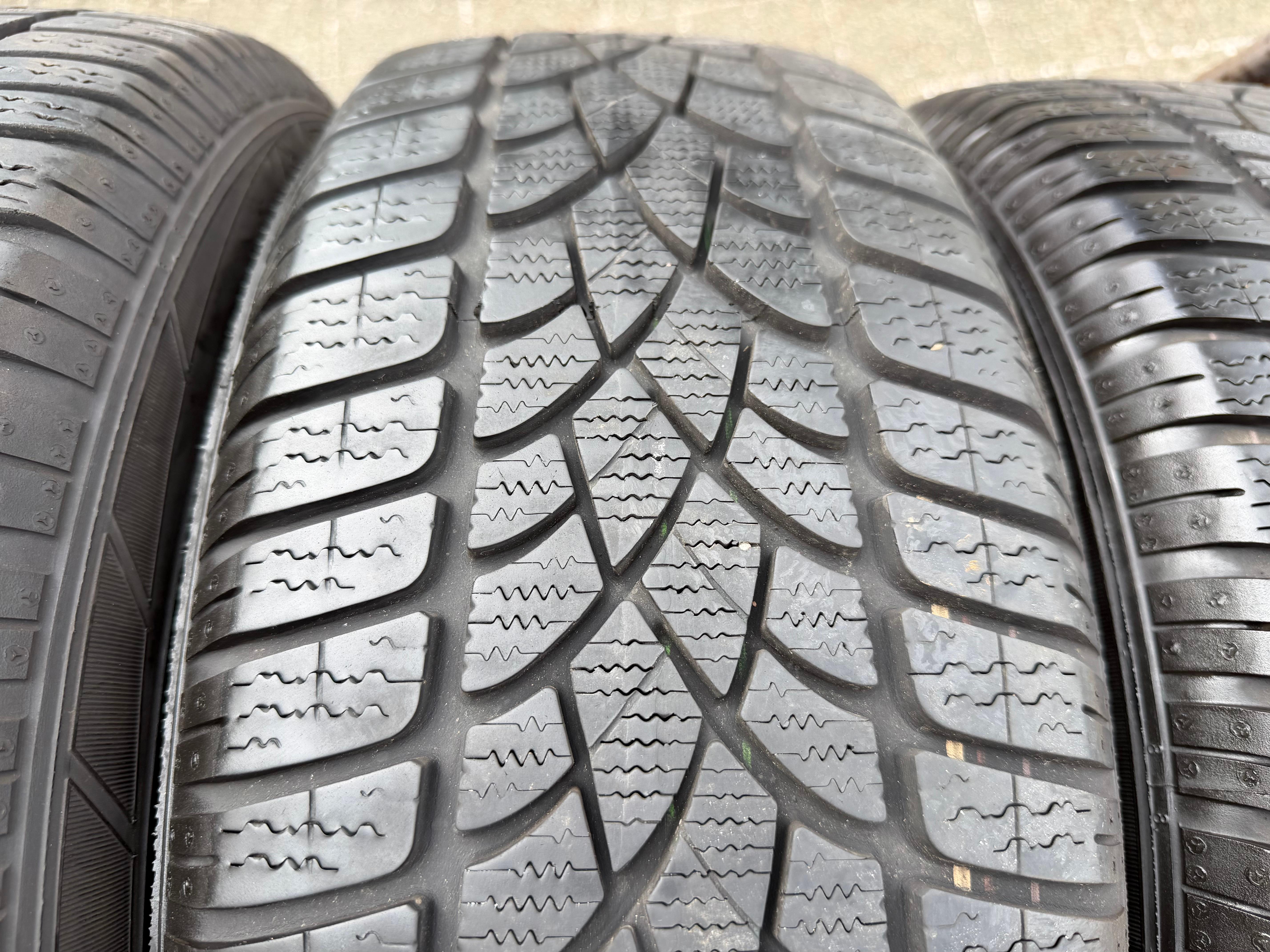 4 Original Alu Winterräder Audi A4 8W B9 8W0601025A 205/60R16 92H Dunlop