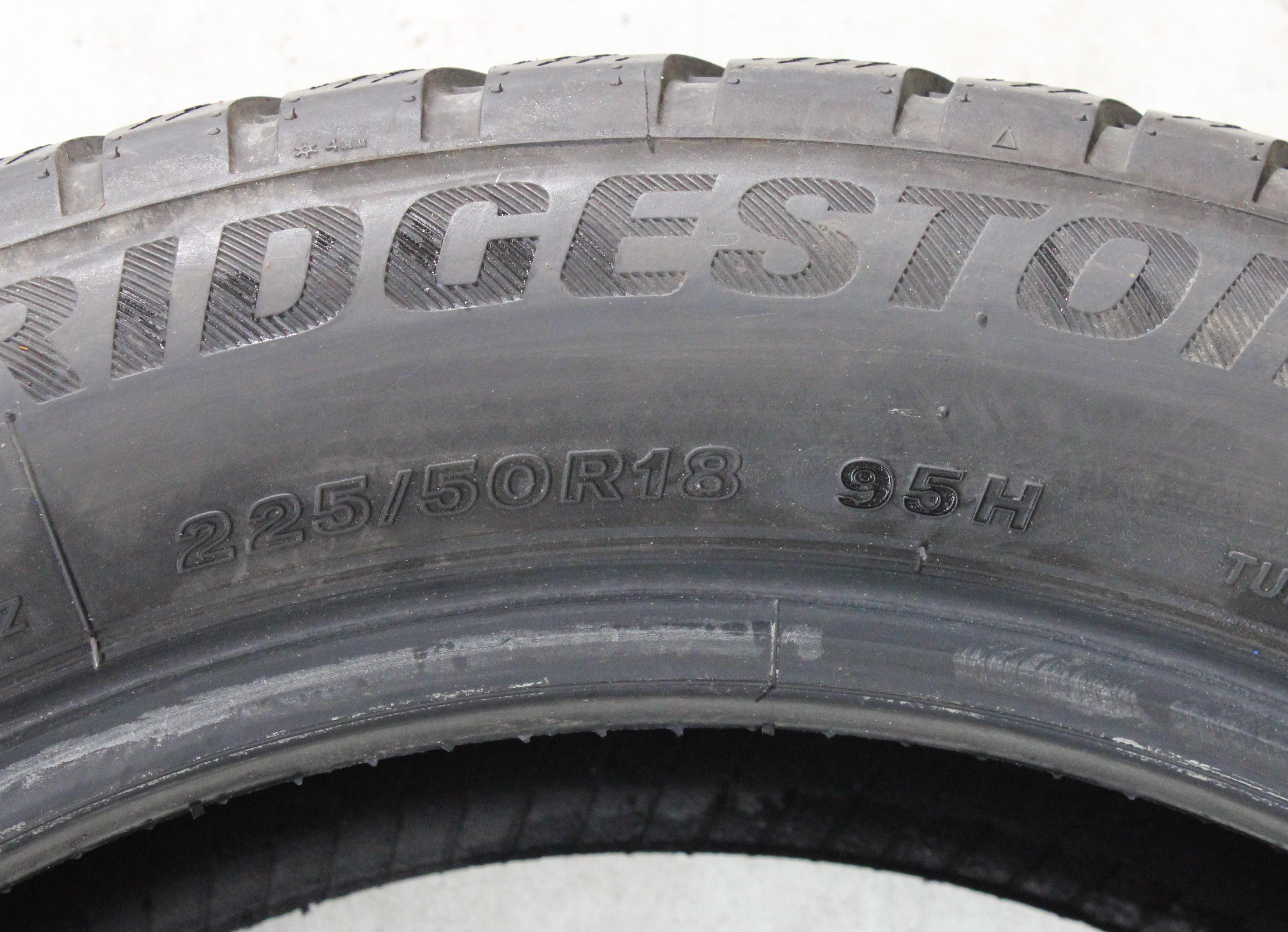 2 x 225/50R18 95H Winterreifen Bridgestone Blizzak LM001 * Runflat 6,5-7mm 2018