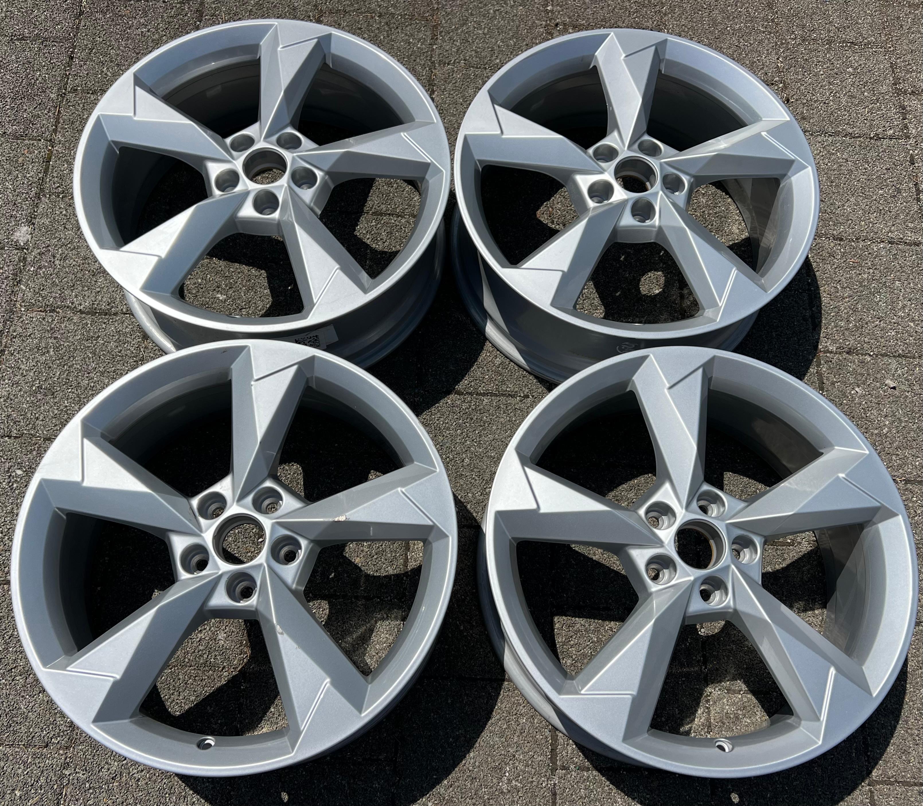 4 ORIGINAL 19" ALUFELGEN AUDI Q3 F3 83A601025N 7x19 ET43 FELGEN FREIHAUS