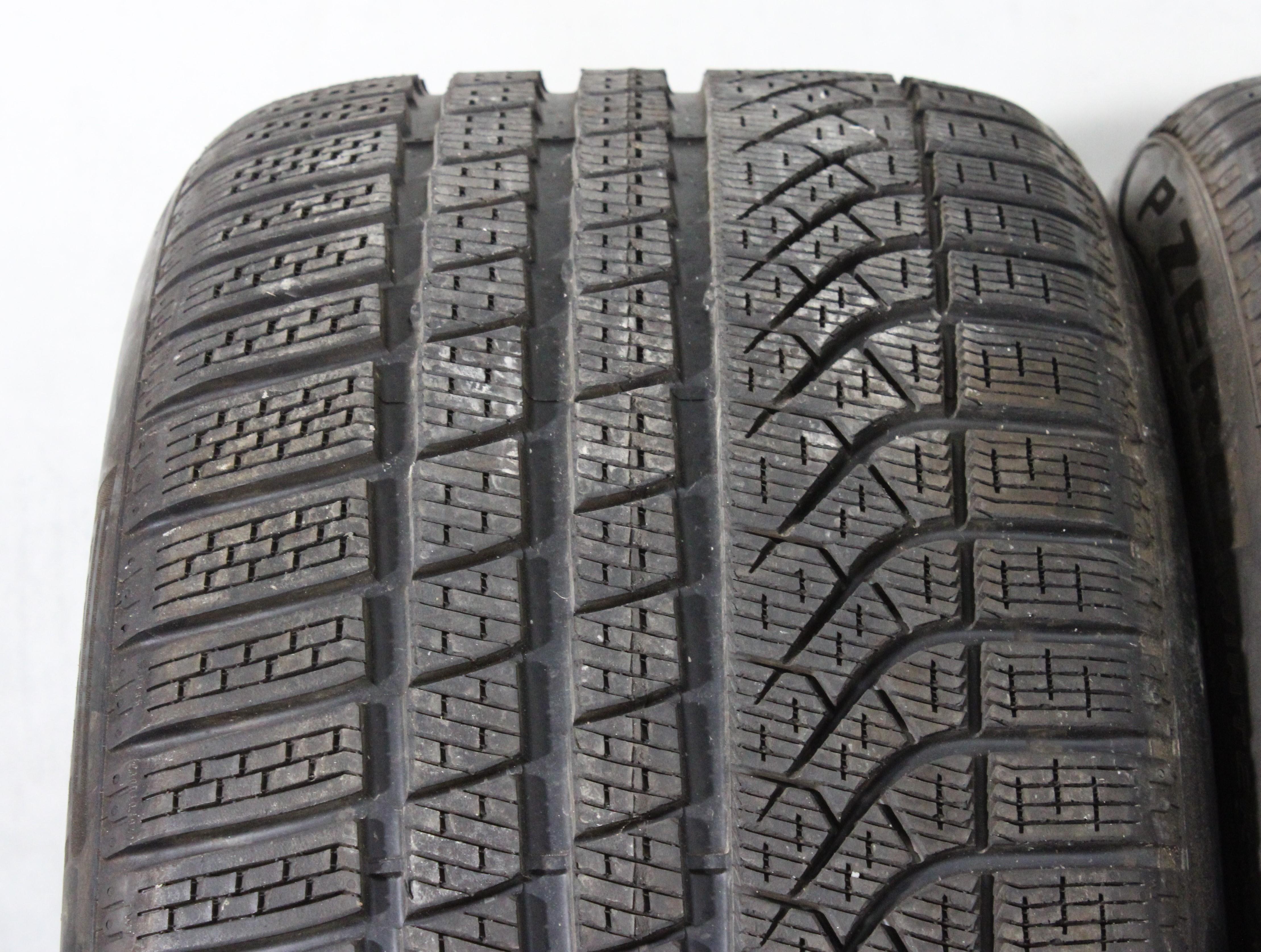 2 x 285/40R20 108V Winterreifen Pirelli Pzero Winter NF0 Elect 1x6,5-7mm/1x7-7,5mm 2020/2021