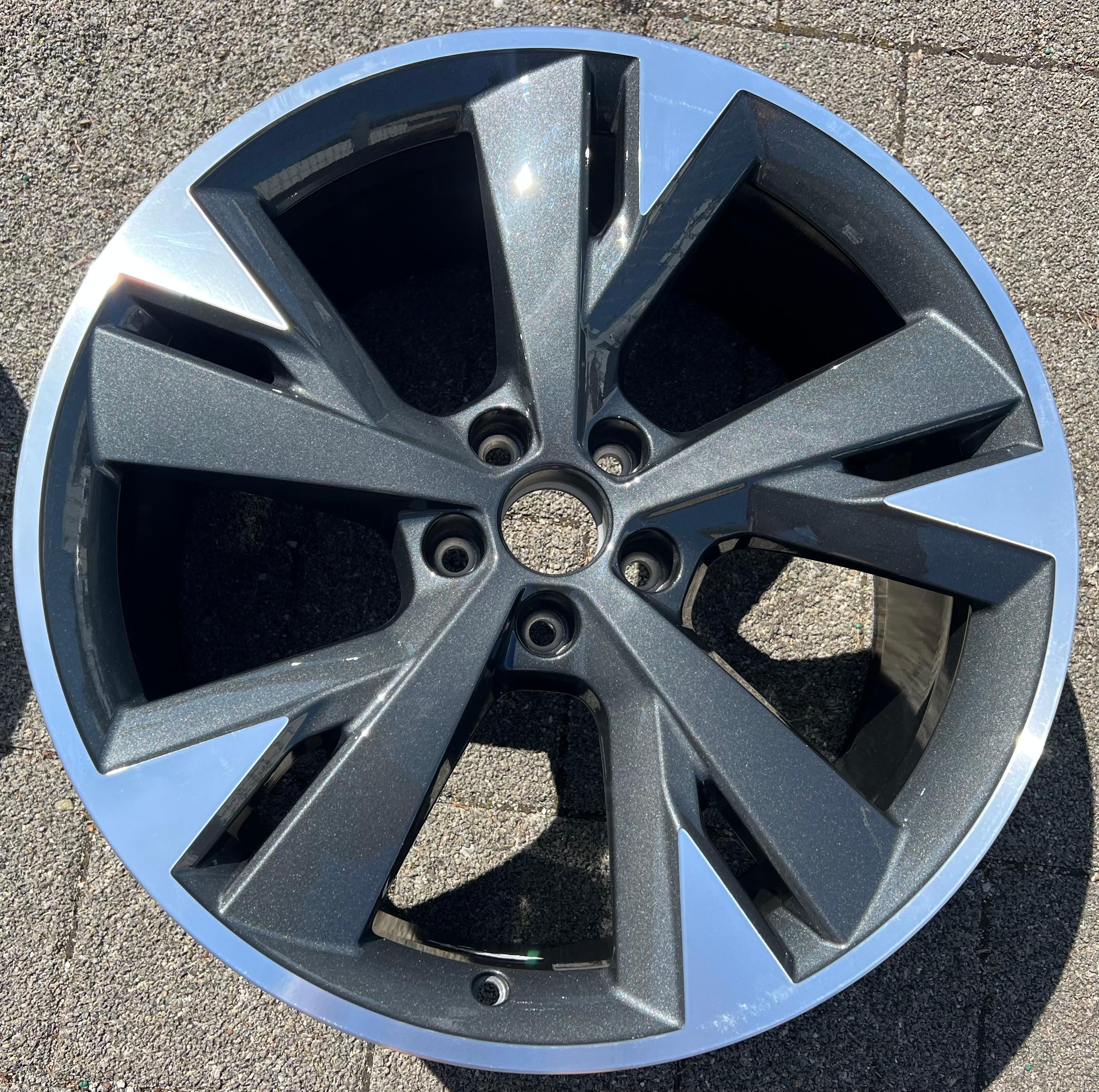 1 X ORIGINAL 20" ALUFELGE FELGE AUDI Q4 E-TRON 89A601025M 9x20 ET42 FREIHAUS
