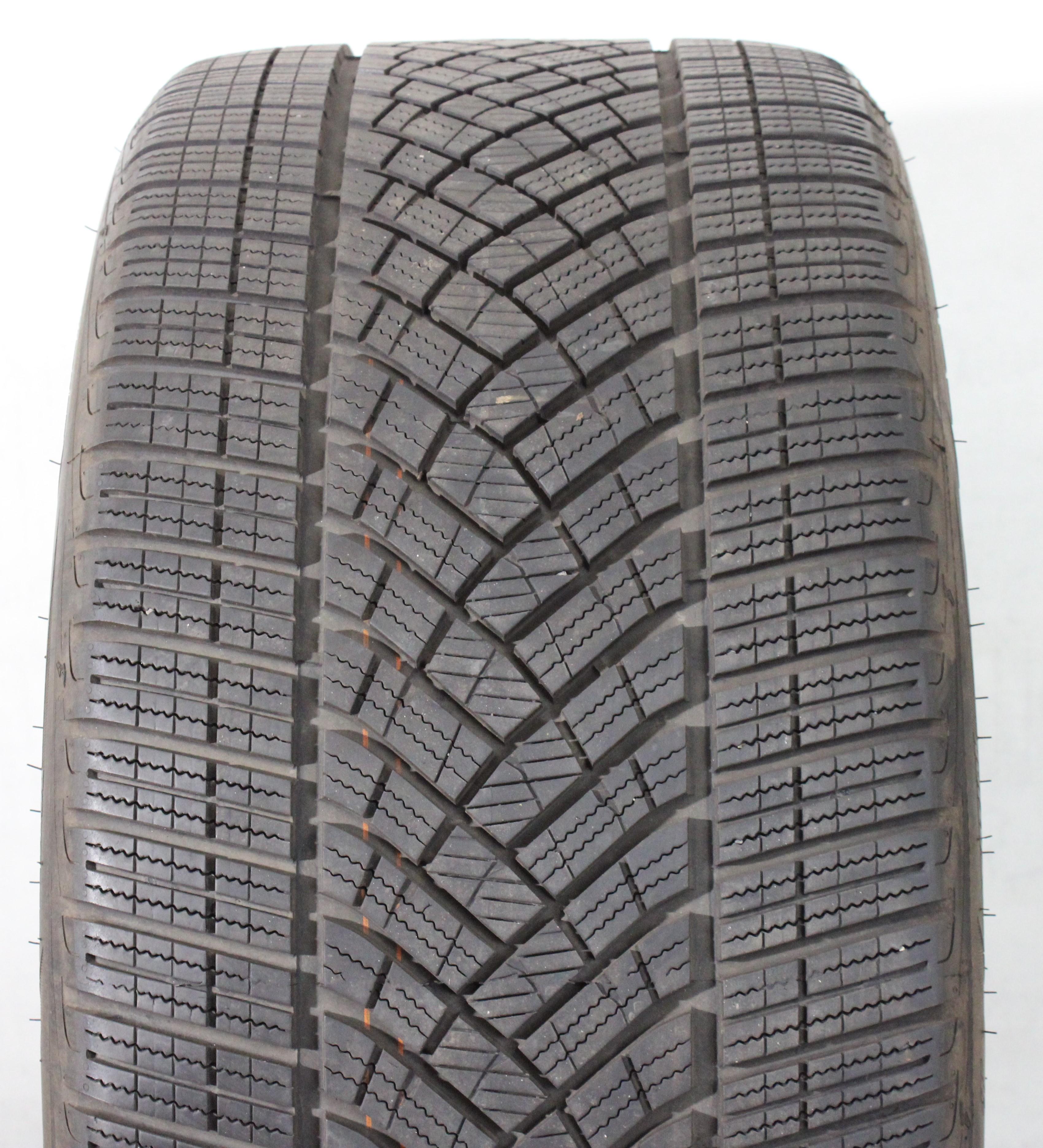 1 x 285/40R20 108V Winterreifen Goodyear Ultra Grip Performance GEN-1 6,5-7mm 2023