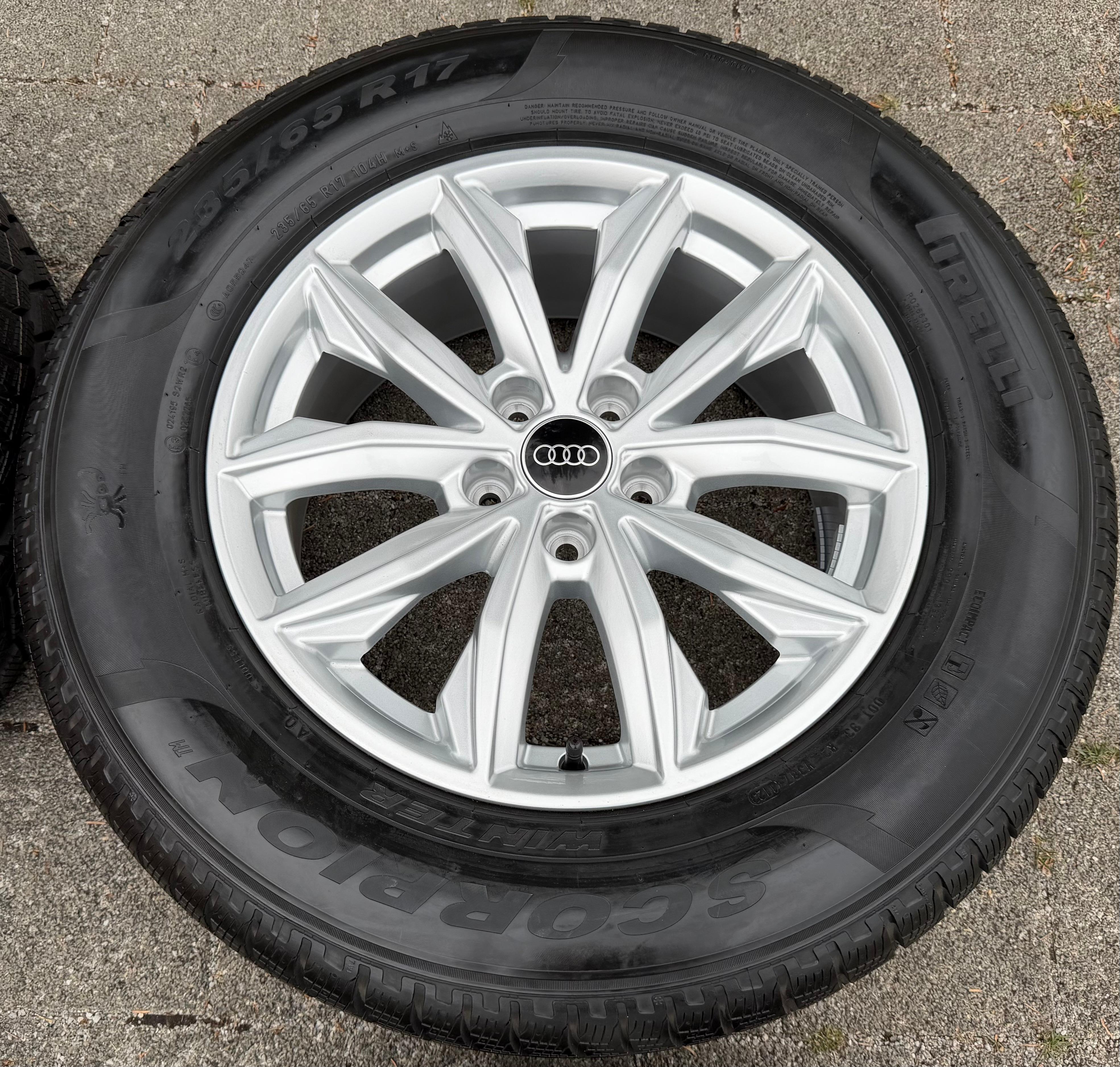 4 Original 17" Alu Winterräder Audi Q5 FY 80A601025J 7x17 ET34 235/65R17 104H NEU