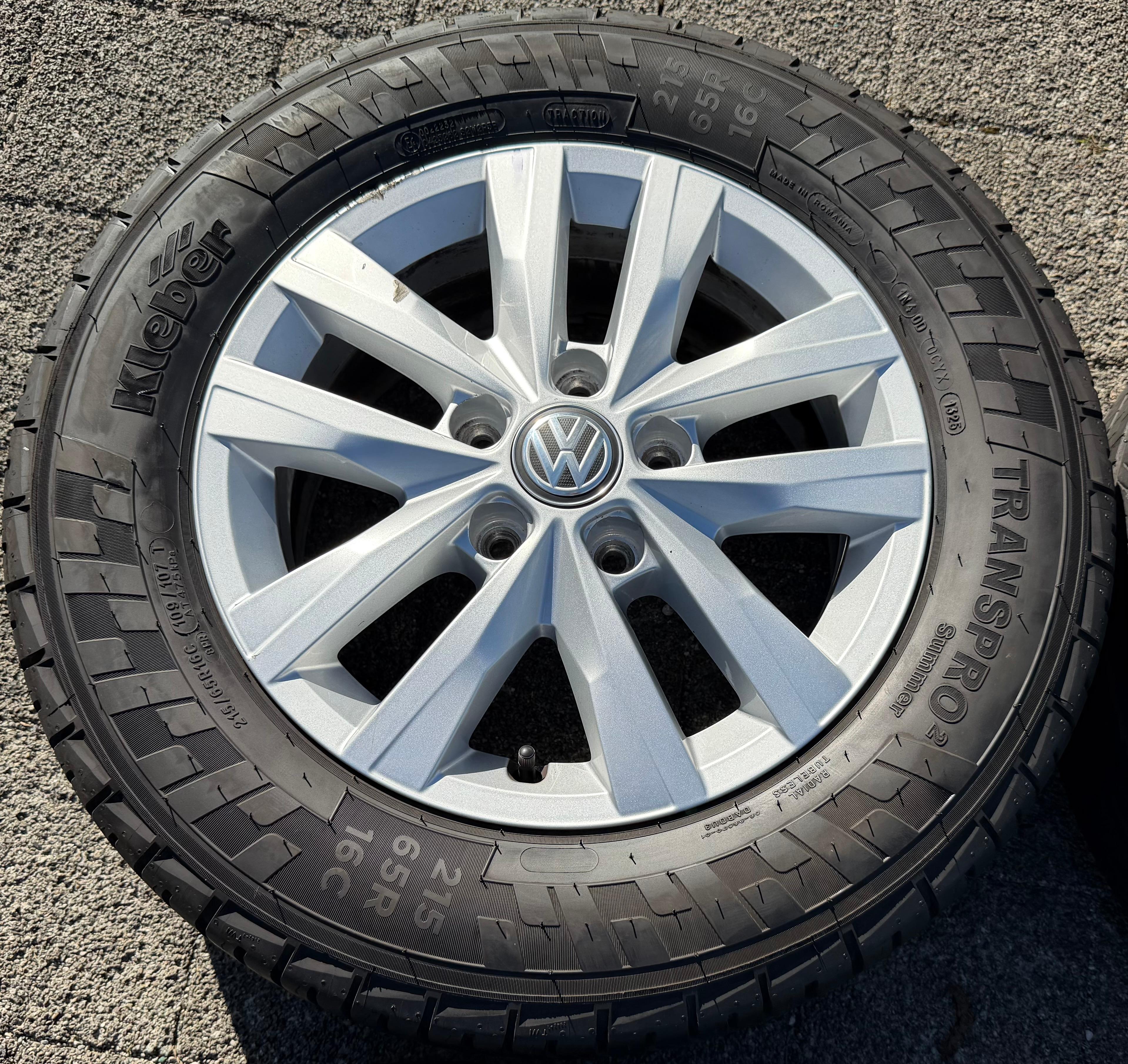 4 ruote estive in lega originali VW Bus T5 T6 T6.1 215/65R16C Clayton 7E0601025N