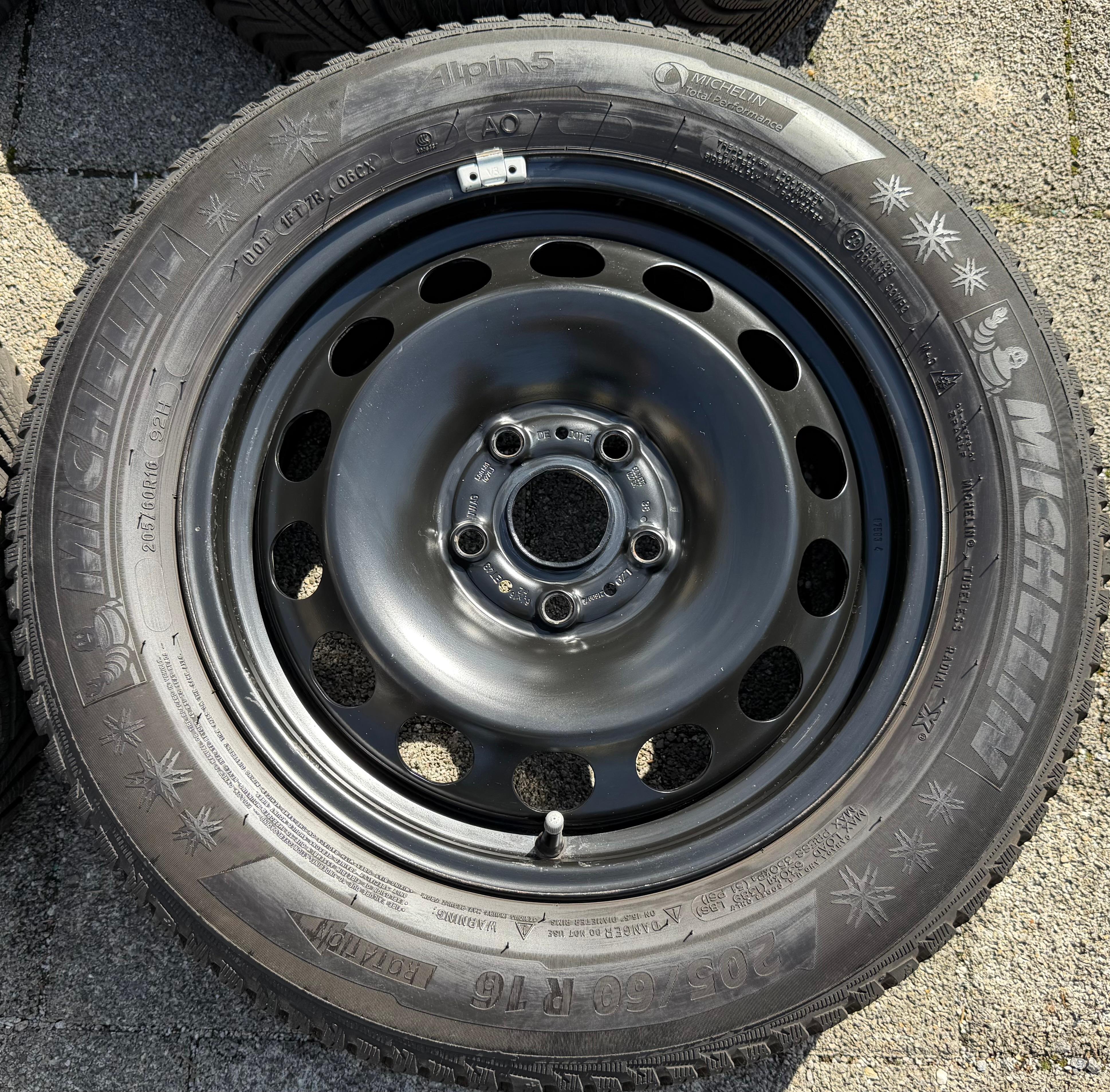 4 Winterräder Audi Q2 GA VW T-ROC A11 205/60R16 92H Michelin Alpin 5 Winterreifen