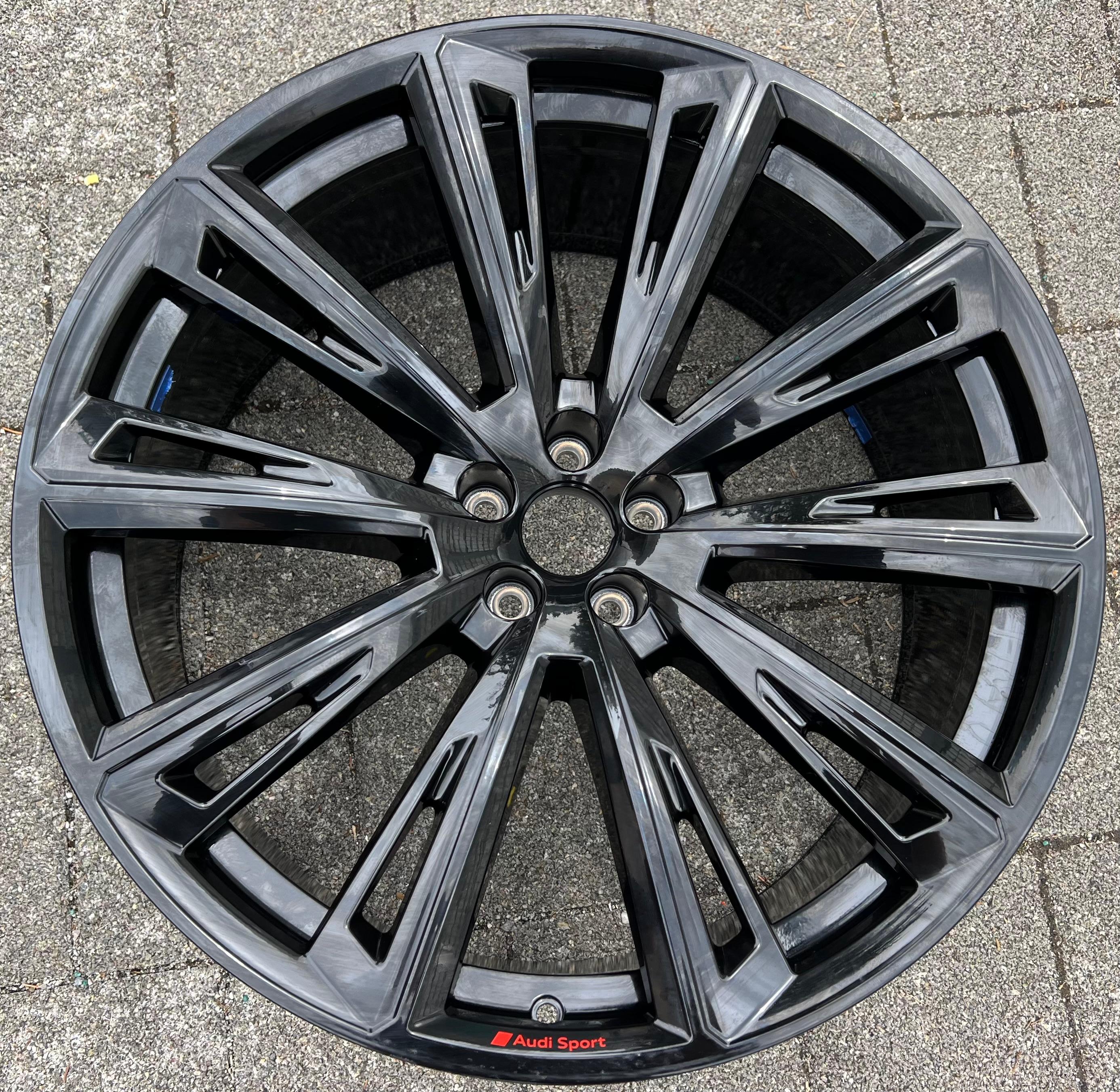 1 X ORIGINAL 23" ALUFELGE AUDI Q8 4M8601025R 10x23 ET15 FELGE FREIHAUS