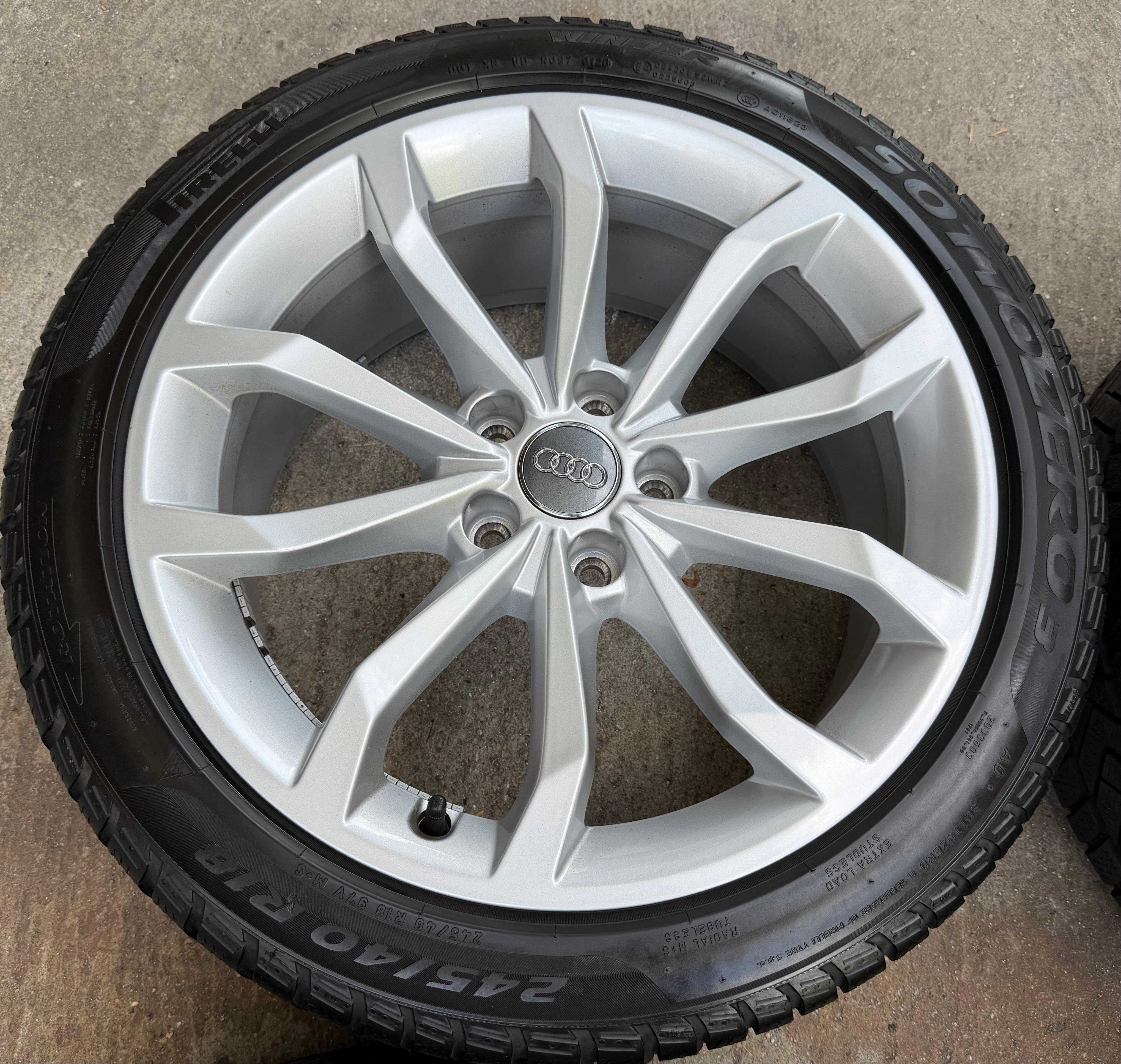 4 Original 18" Alu Winterräder Audi A4 S4 8W B9 8W0601025H 245/40R18 97V 2020