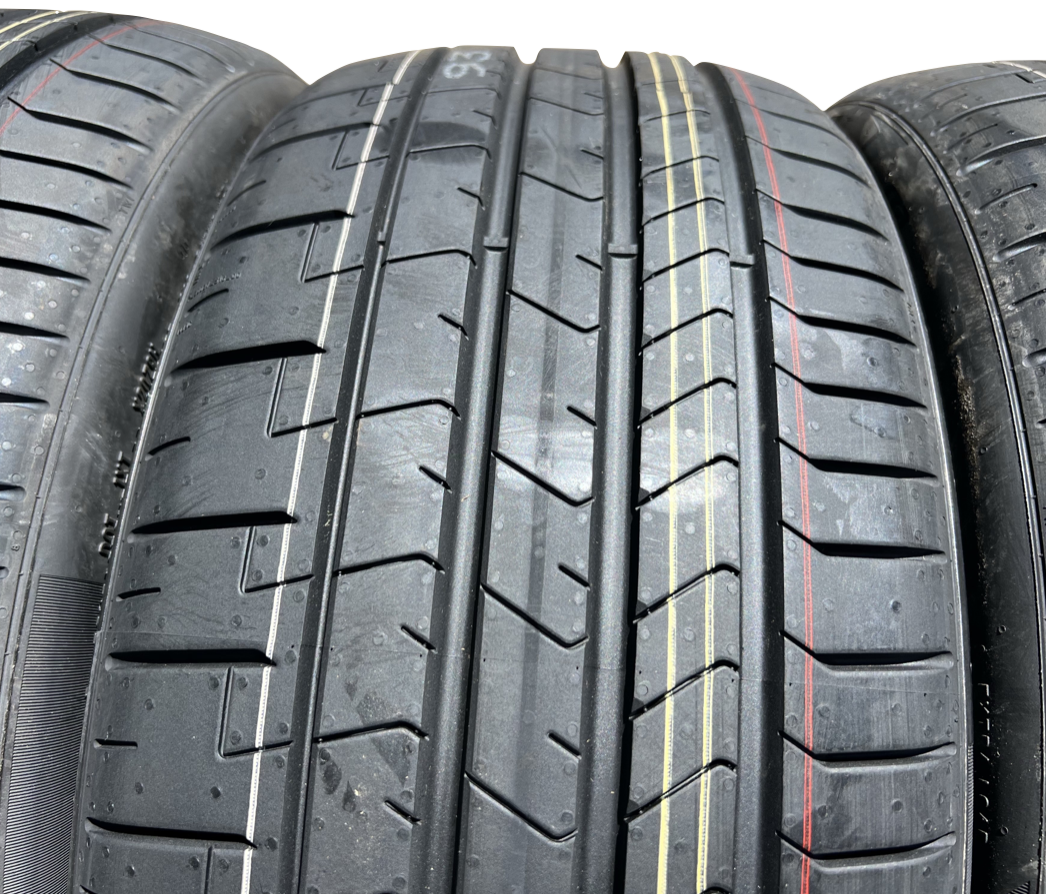 4 x 225/40R19 93W Sommerreifen Pirelli Pzero PZ4 AO NEU 2022 Freihaus