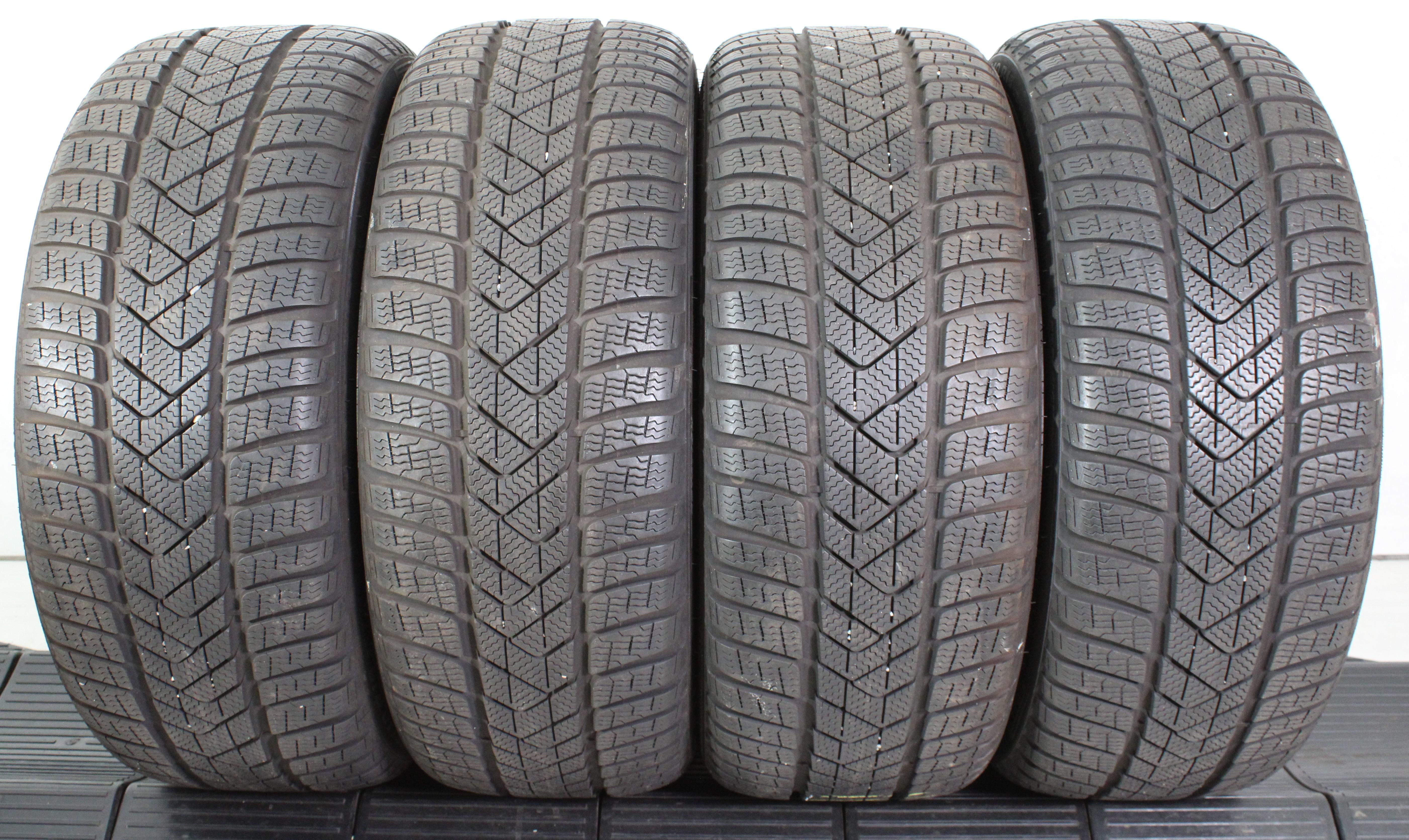 4 x 225/40R18 92V Winterreifen Pirelli Sottozero 3 A01 6,5-7mm 2022