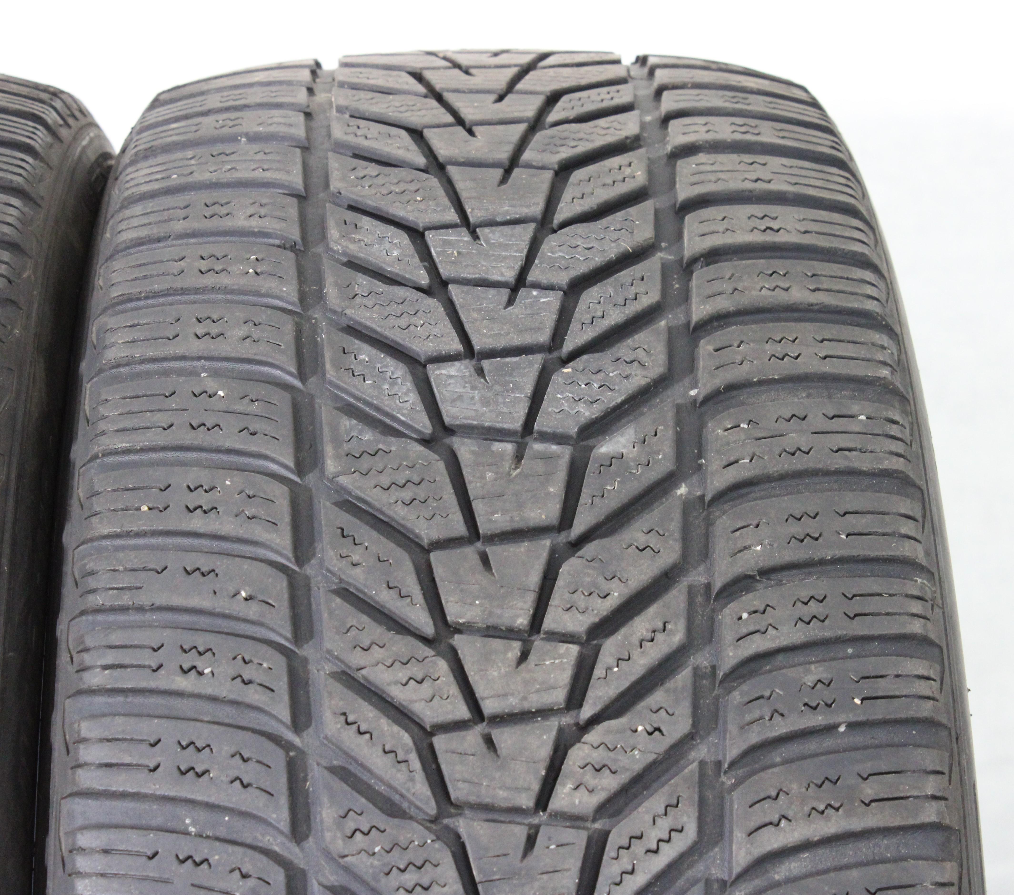 2 x 235/45R20 100V Winterreifen Hankook Winter I*Cept Evo 3 X 4-4,5mm 2022/2023