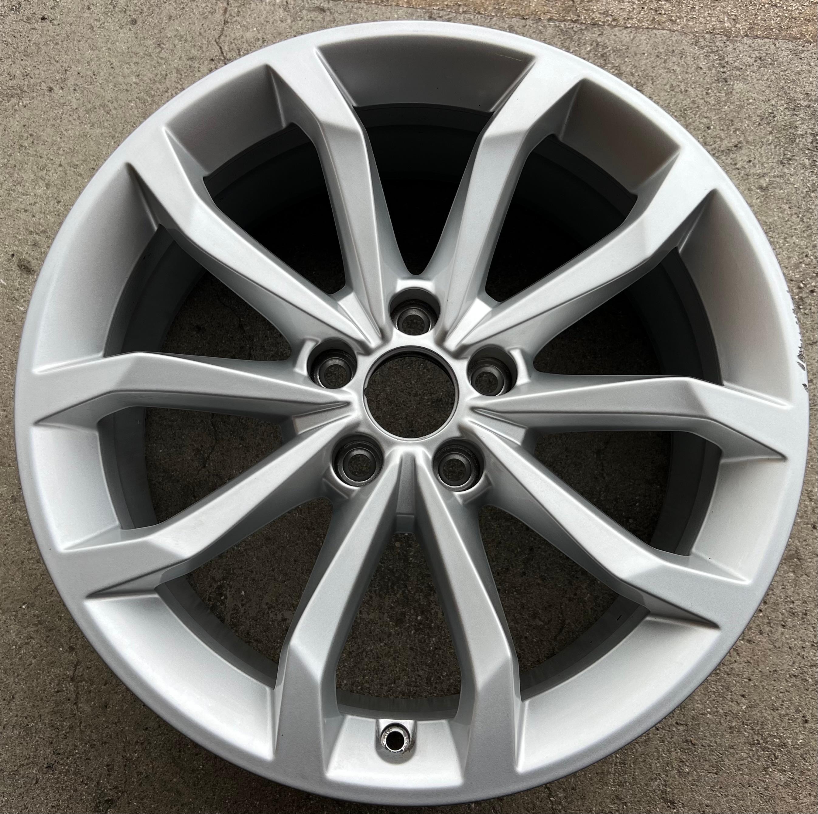 1 X ORIGINAL 18" ALUFELGE FELGE AUDI A4 8W 8W0601025H 8x18 ET40 FREIHAUS