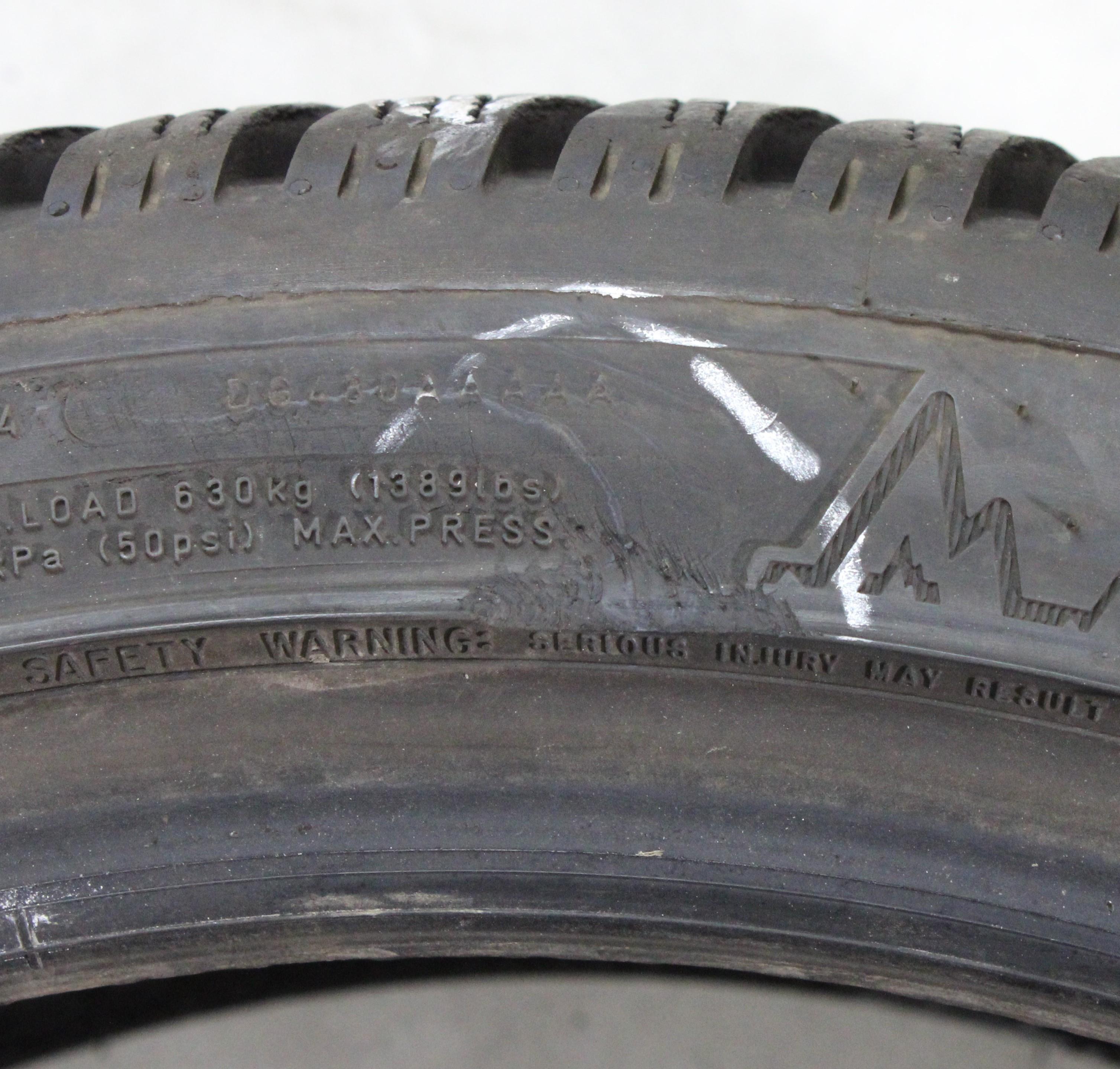 4 x 225/40R18 92V Winterreifen Dunlop Winter Sport 5 8-8,5mm 2020 XL