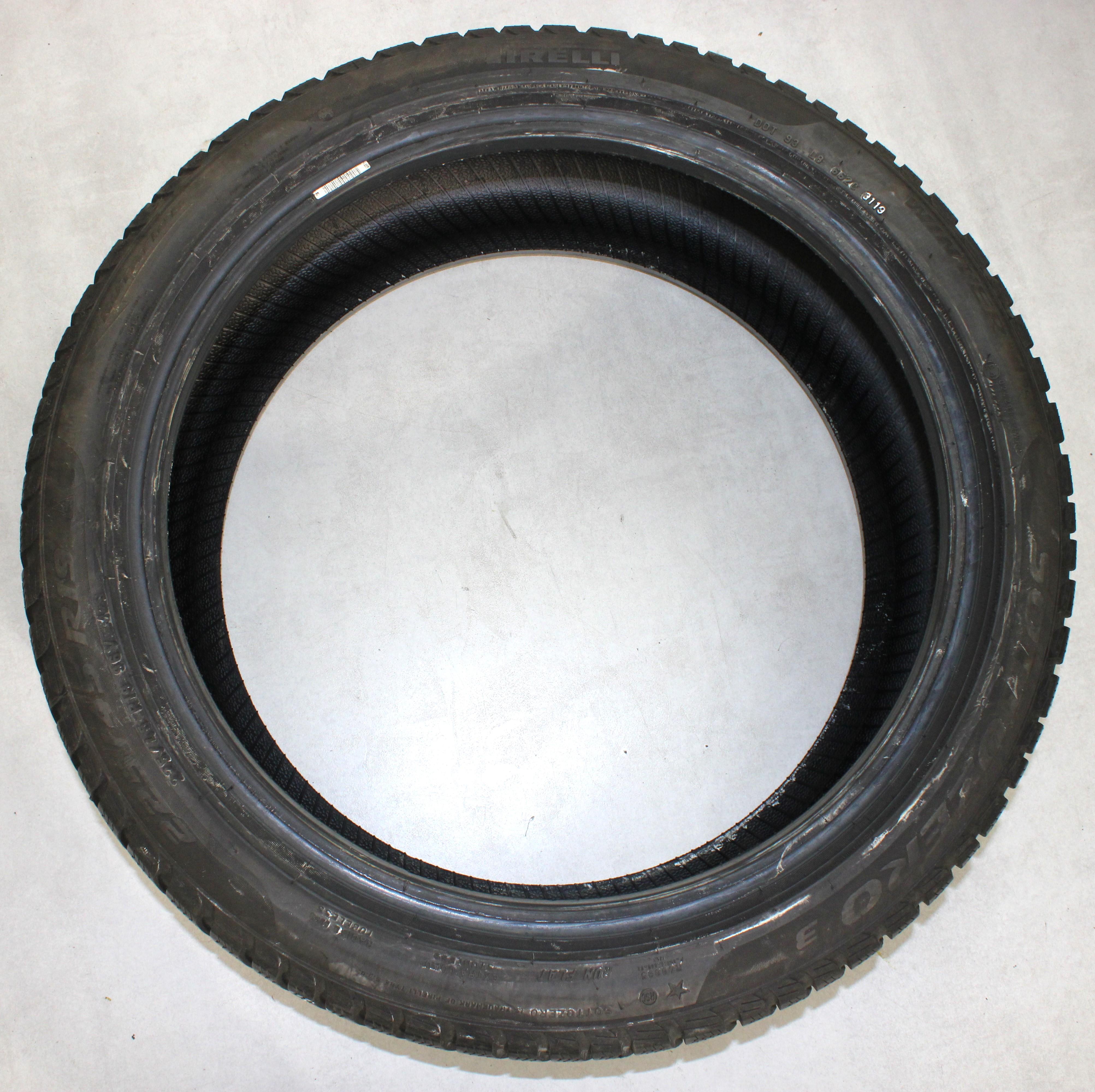 1 x 225/45R19 96V Winterreifen Pirelli Sottozero 3 Runflat 5,5-6mm 2019 *