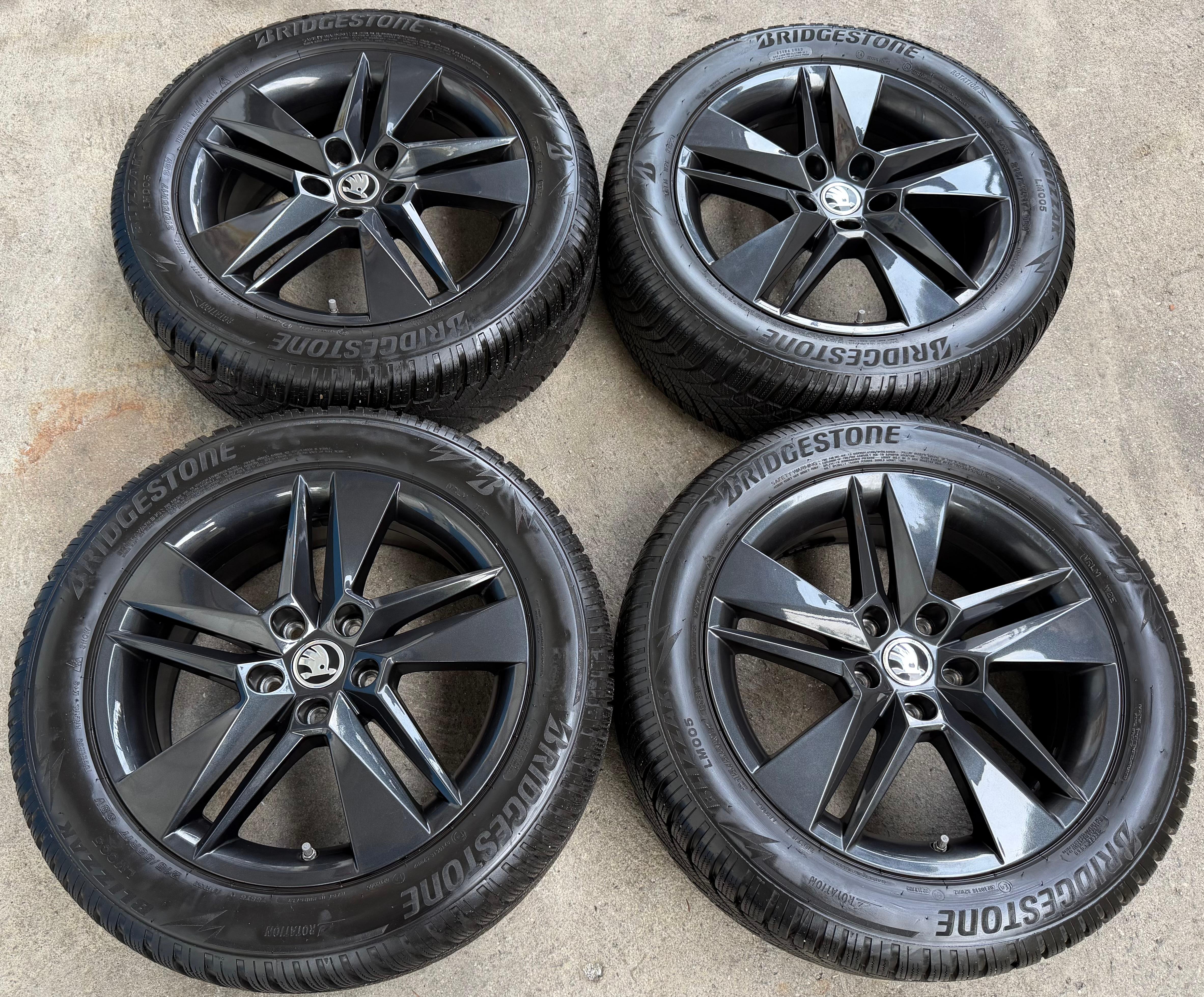 4 Original 17" Alu Winterräder Skoda Superb III 3V 215/55R17 98V 3V0601025BH