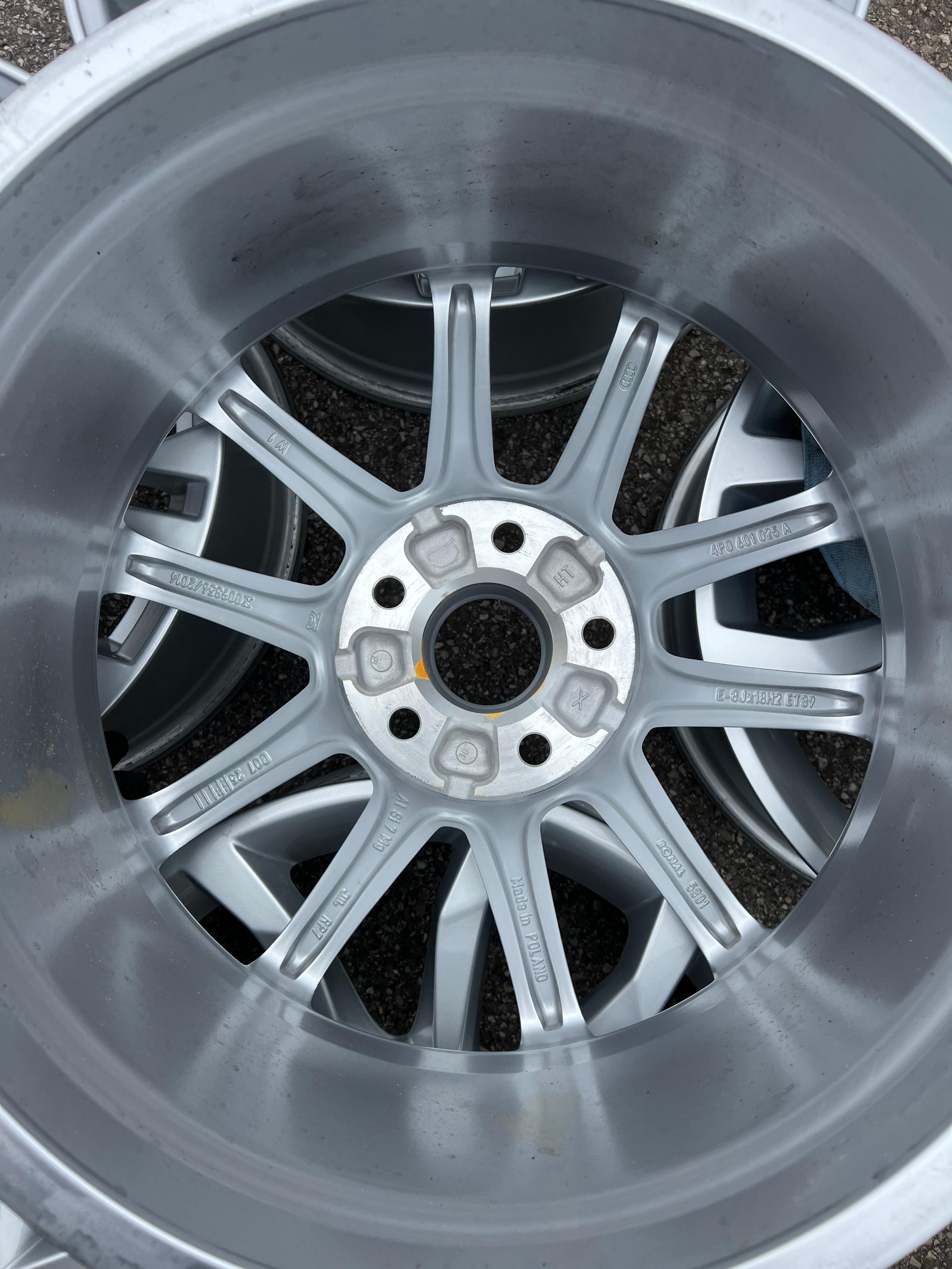 1X LLANTA DE ALEACIÓN ORIGINAL DE 18" PARA AUDI A6 AVANT C9 4P 4P0601025A 8x18 ET39