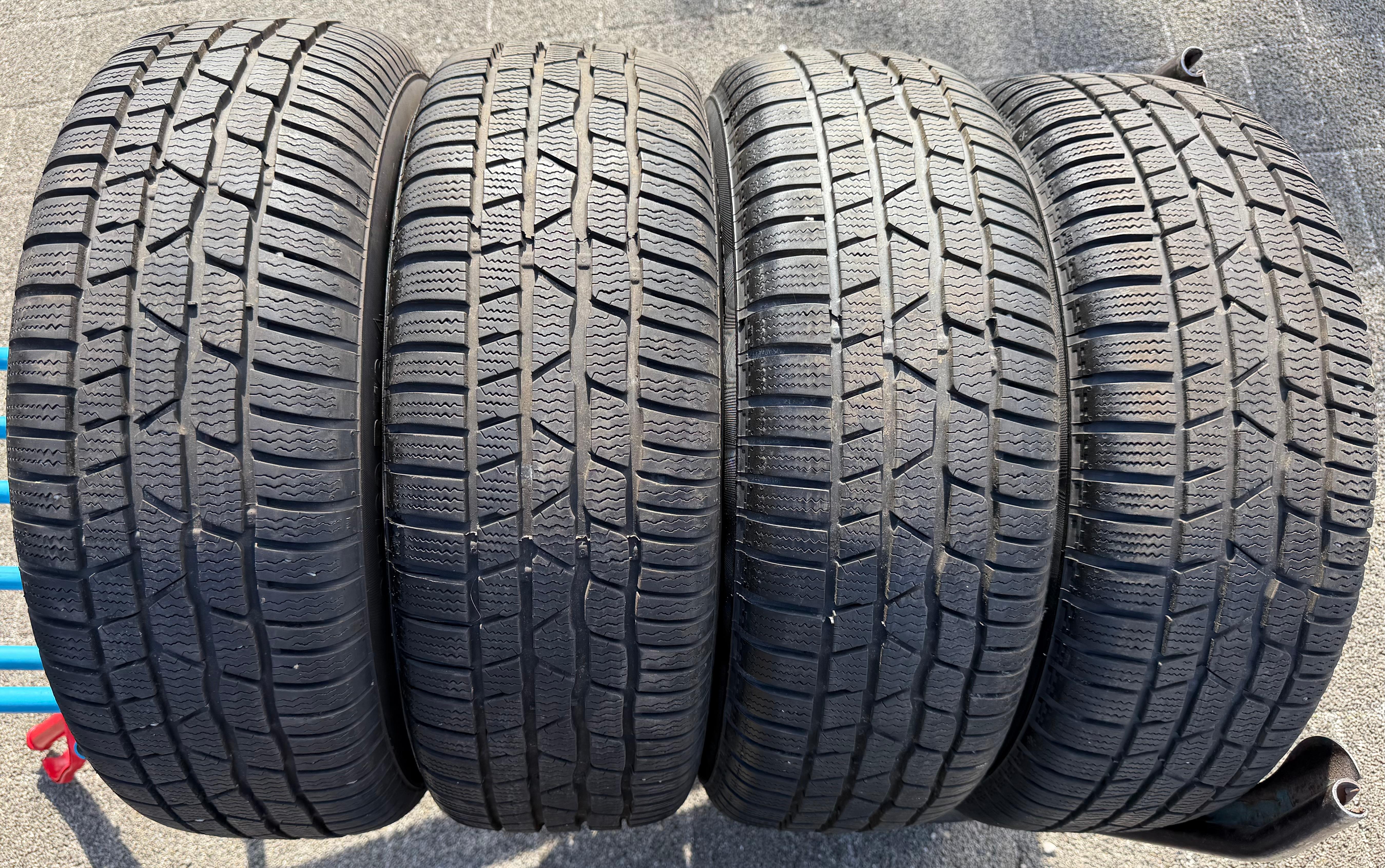 4 Winterräder VW T-Roc Skoda Karoq Seat Cupra Ateca 215/60R16 99H Continental