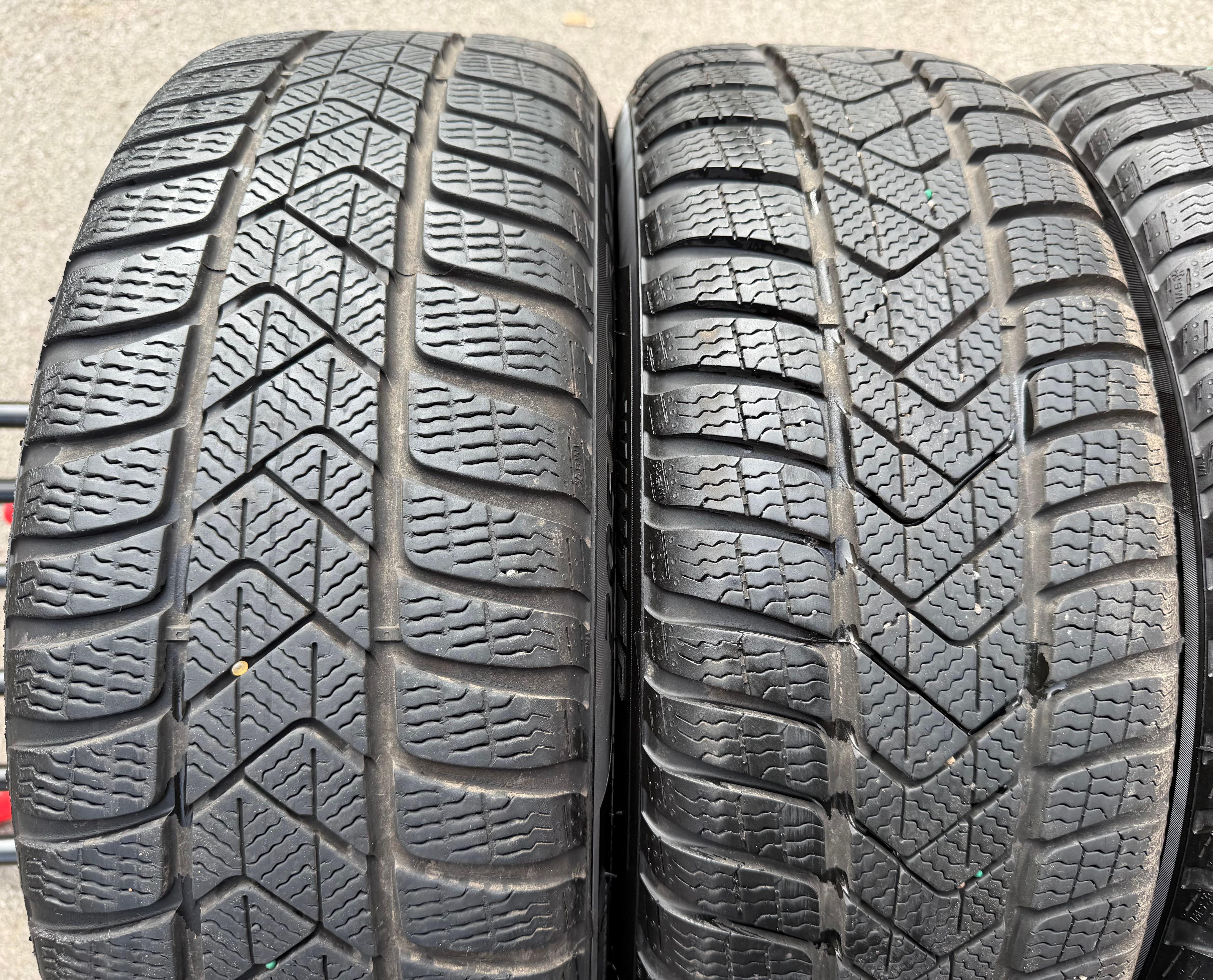 4 Original 17" Alu Winterräder Audi A3 S3 8Y 8Y0601025L 205/50R17 93H Pirelli 2024