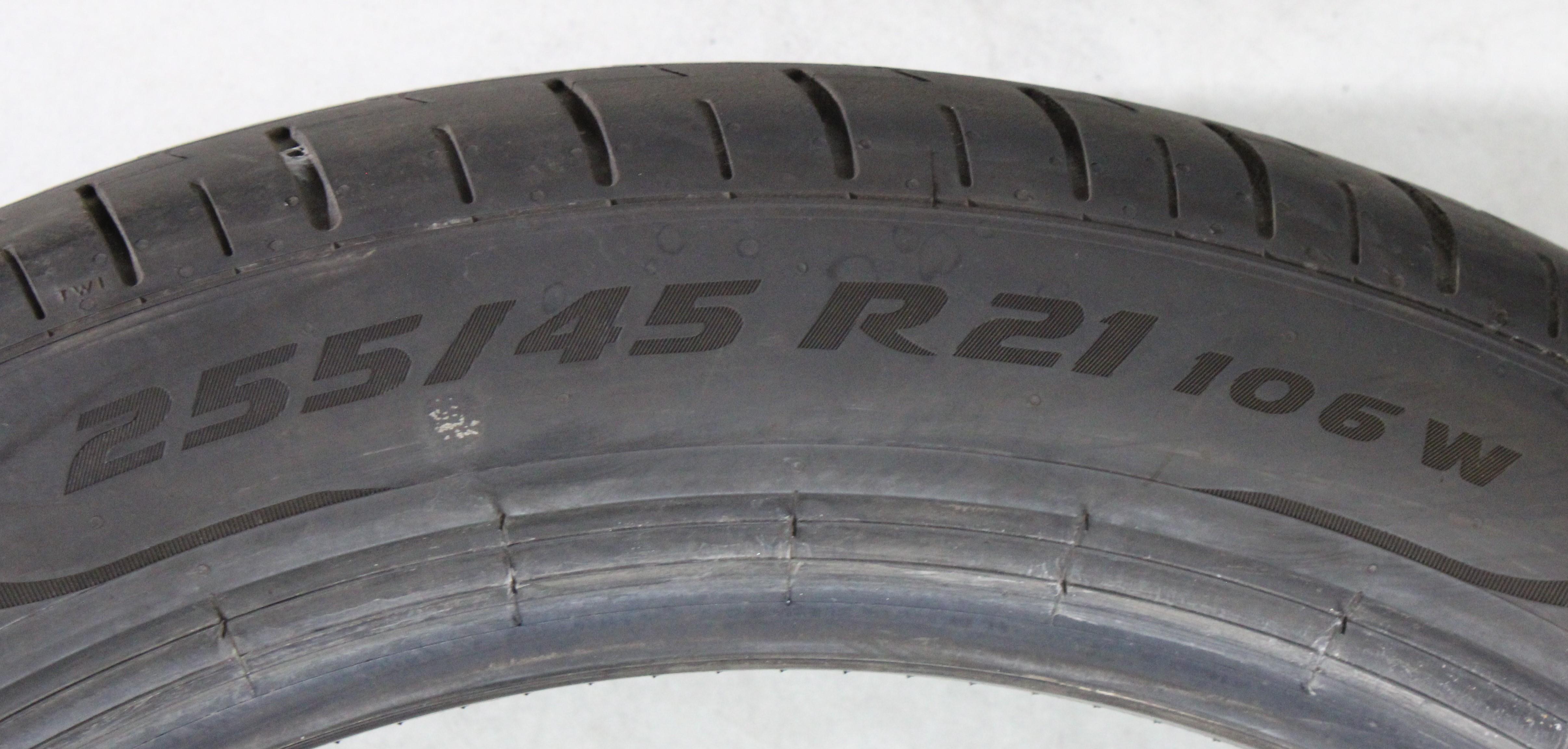 1 x 255/45R21 106W Sommerreifen Pirelli Pzero PZ4 RO Elect 6,5-7mm 2025