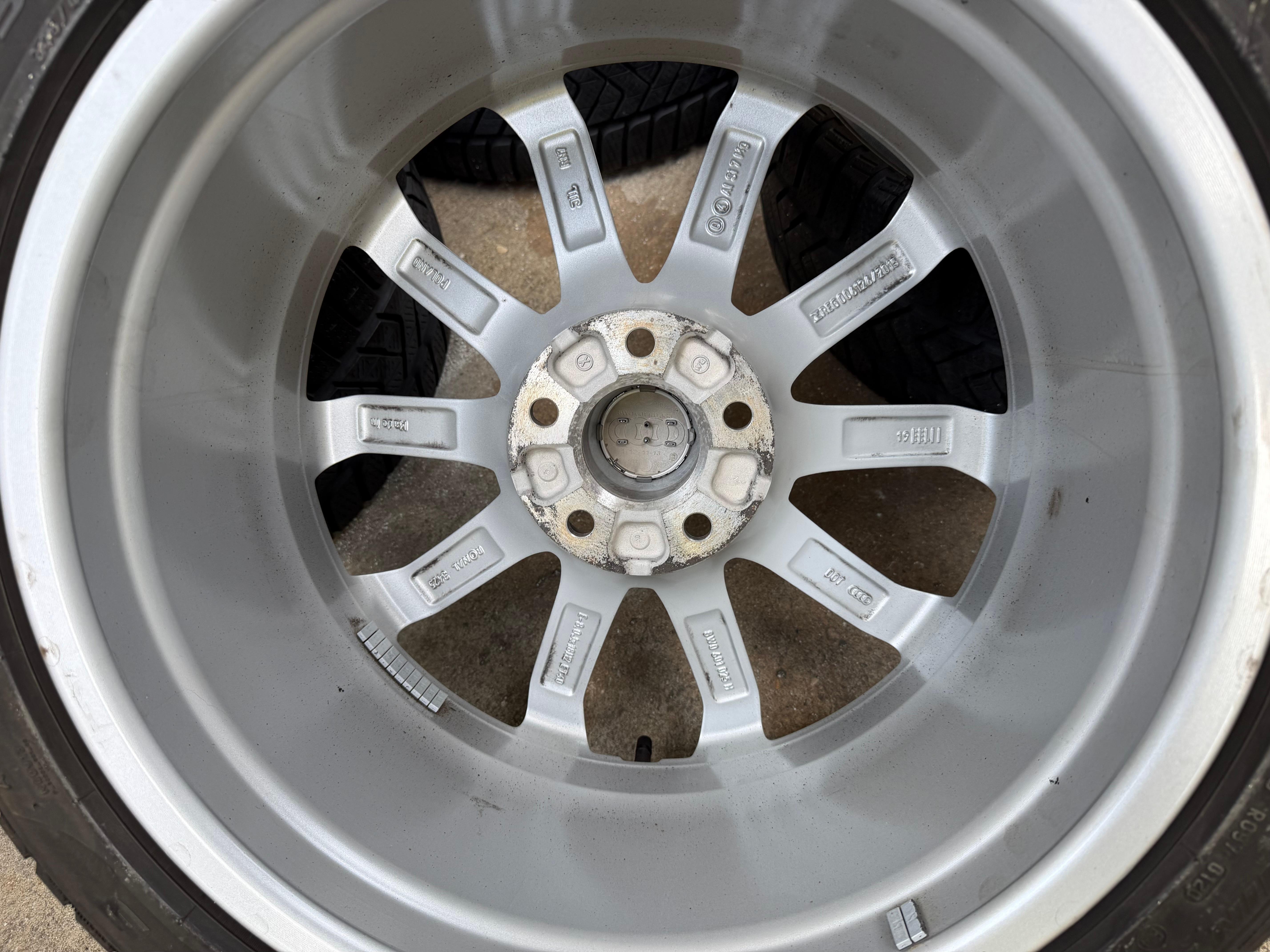 4 Original 18" Alu Winterräder Audi A4 S4 8W B9 8W0601025H 245/40R18 97V 2020