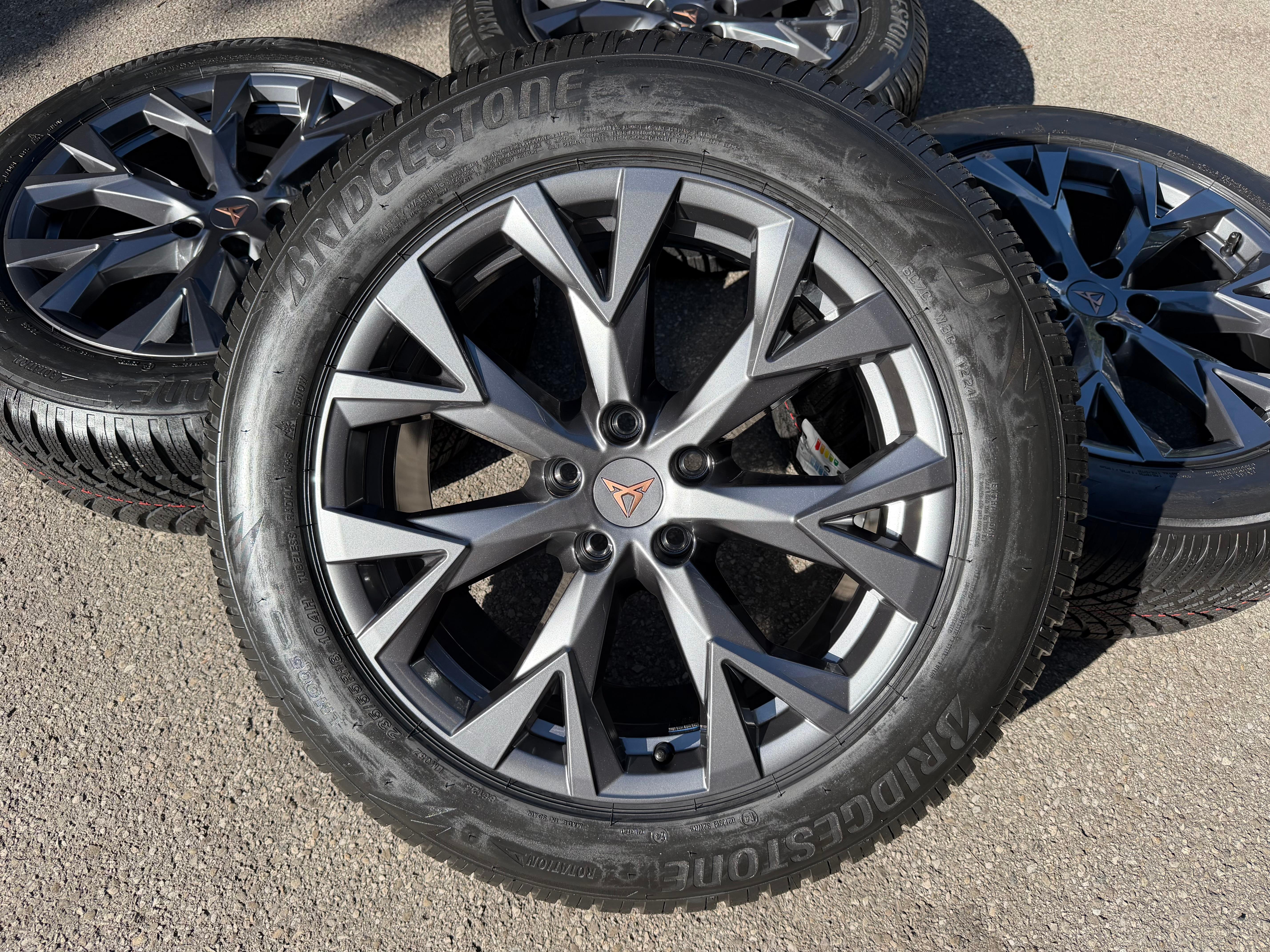 4 ORIGINAL 18" ALU WINTERRÄDER SEAT CUPRA TERRAMAR 235/55R18 104H 2024 NEU