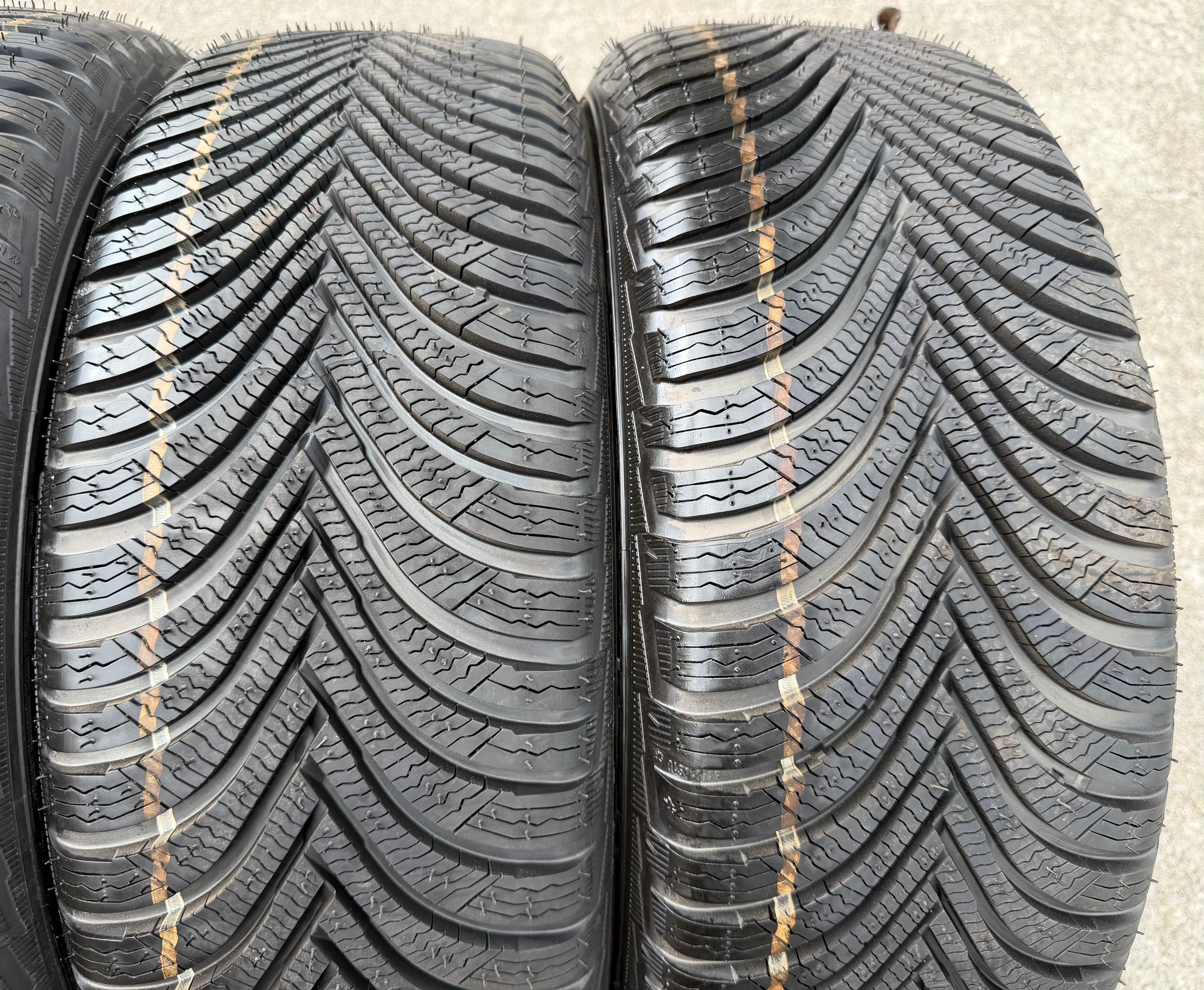 4 Original 17" Alu Winterräder VW Golf VII 7 AU 5G0601025K 205/50R17 93H Michelin